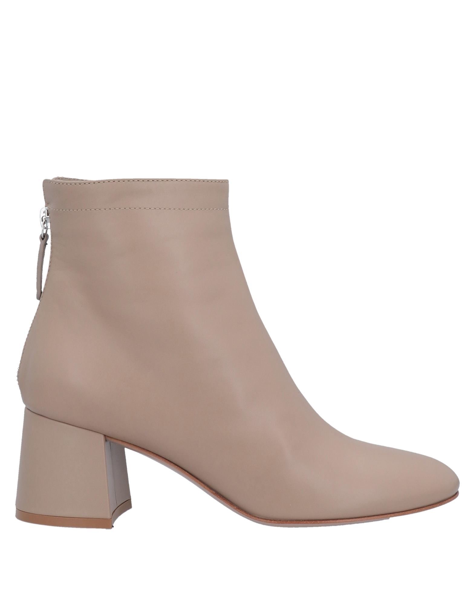Gianvito Rossi Ankle Boots In Sand