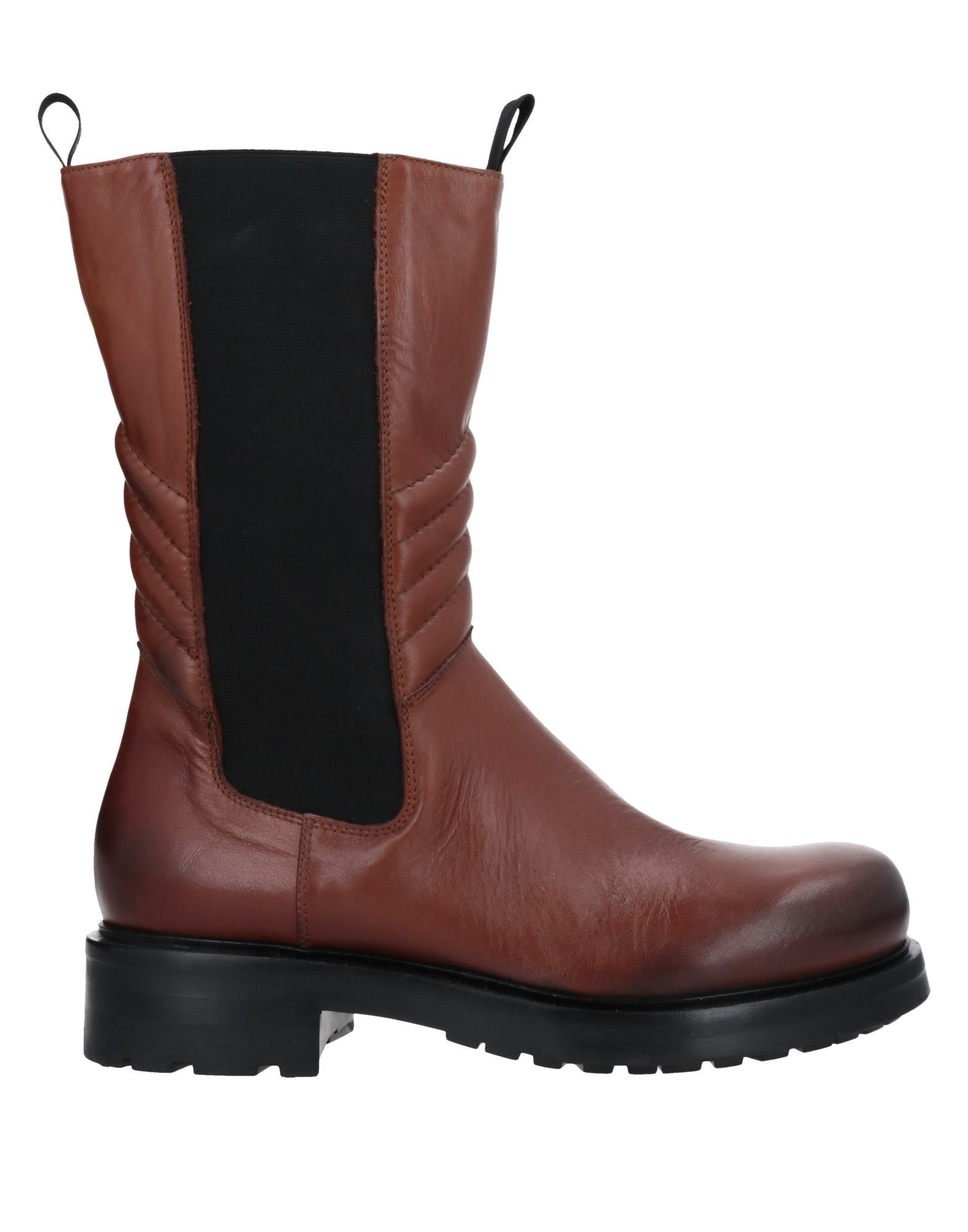 Elena Iachi Ankle Boots In Brown