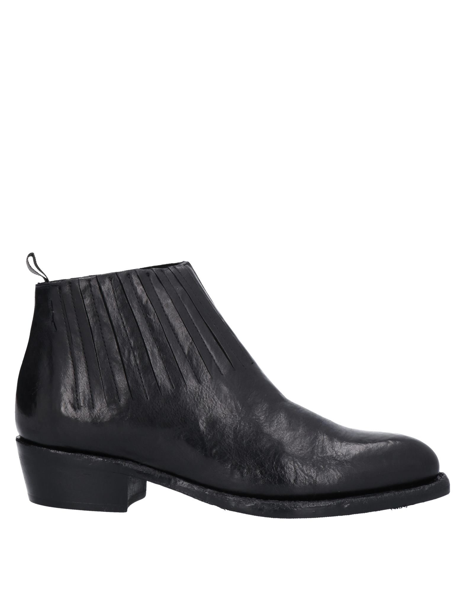 Alexander Hotto Ankle Boots In Black