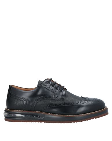 Обувь на шнурках