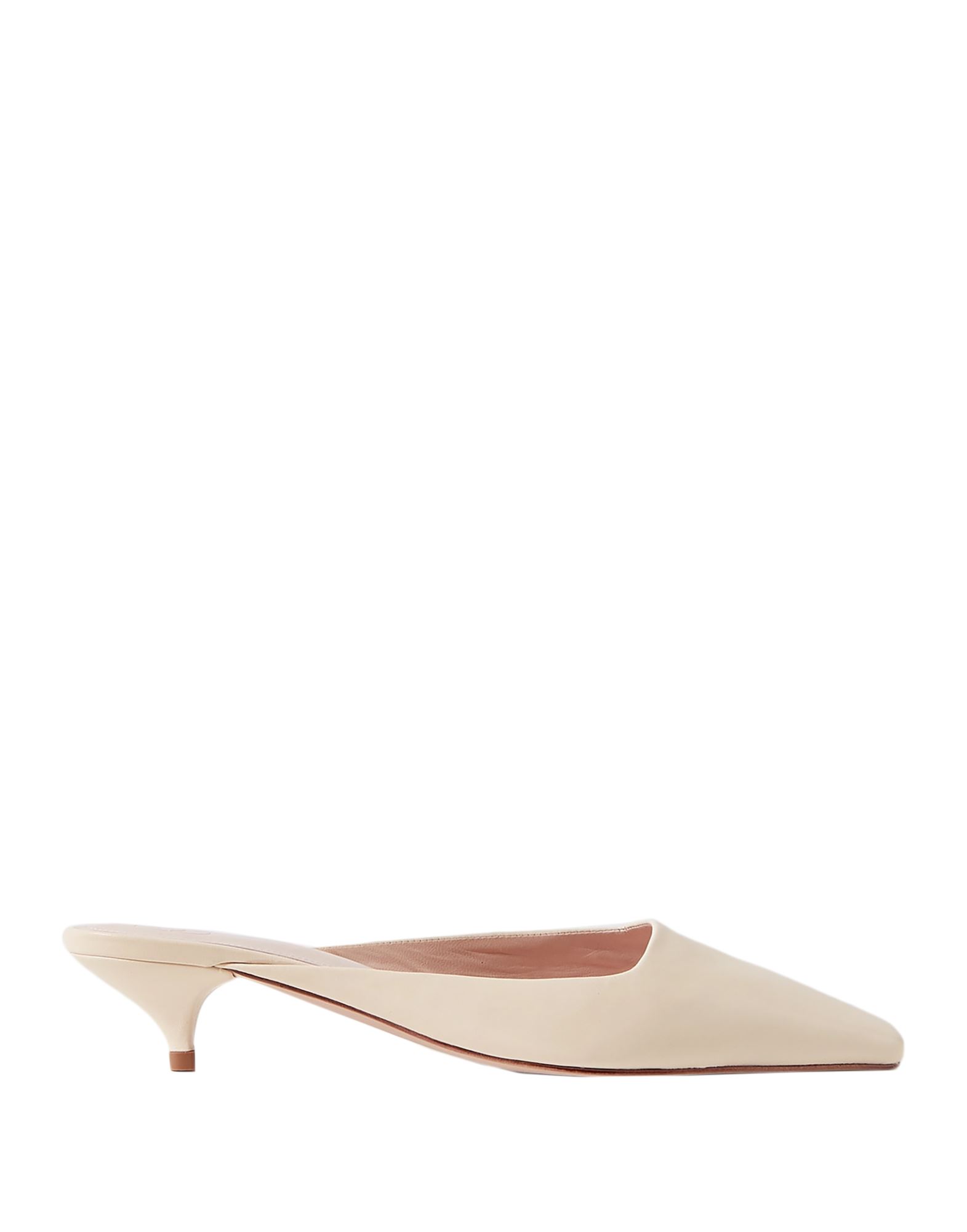 porte and paire mules