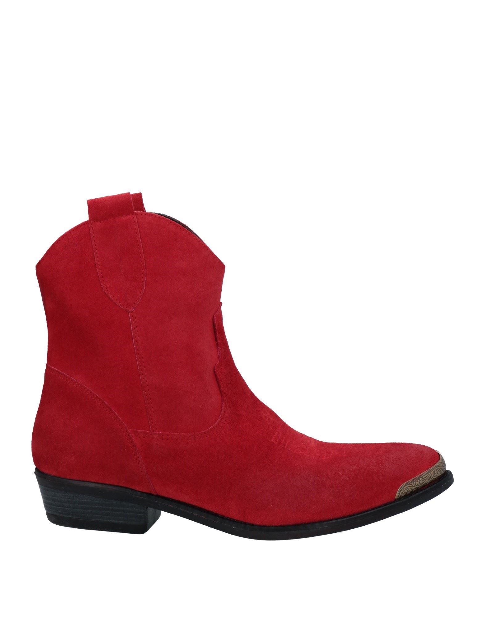 Geneve Ankle Boots In Red
