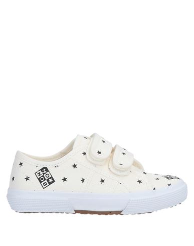 Кеды и кроссовки BONTON