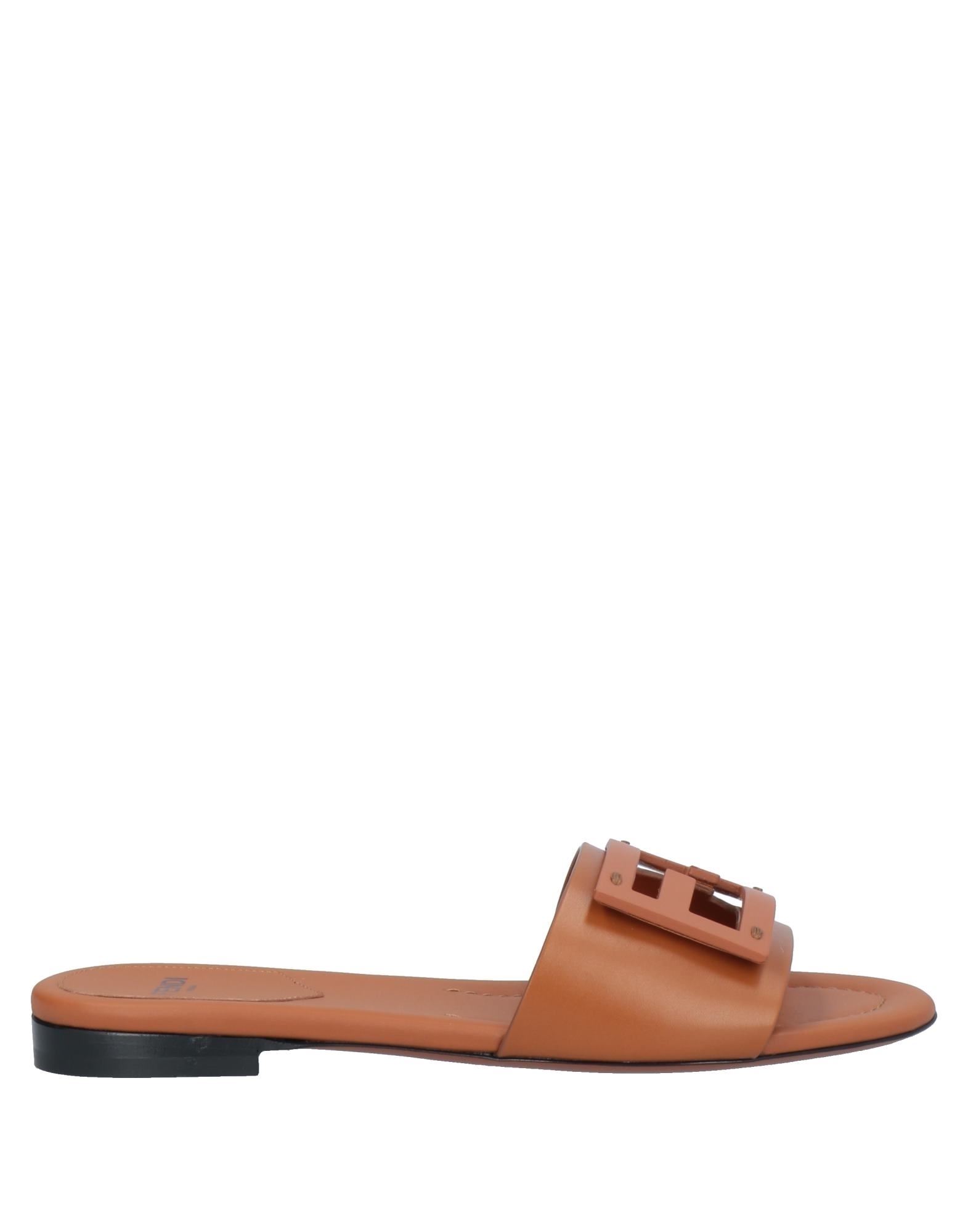 FENDI ΠΑΠΟΥΤΣΙΑ Πέδιλα