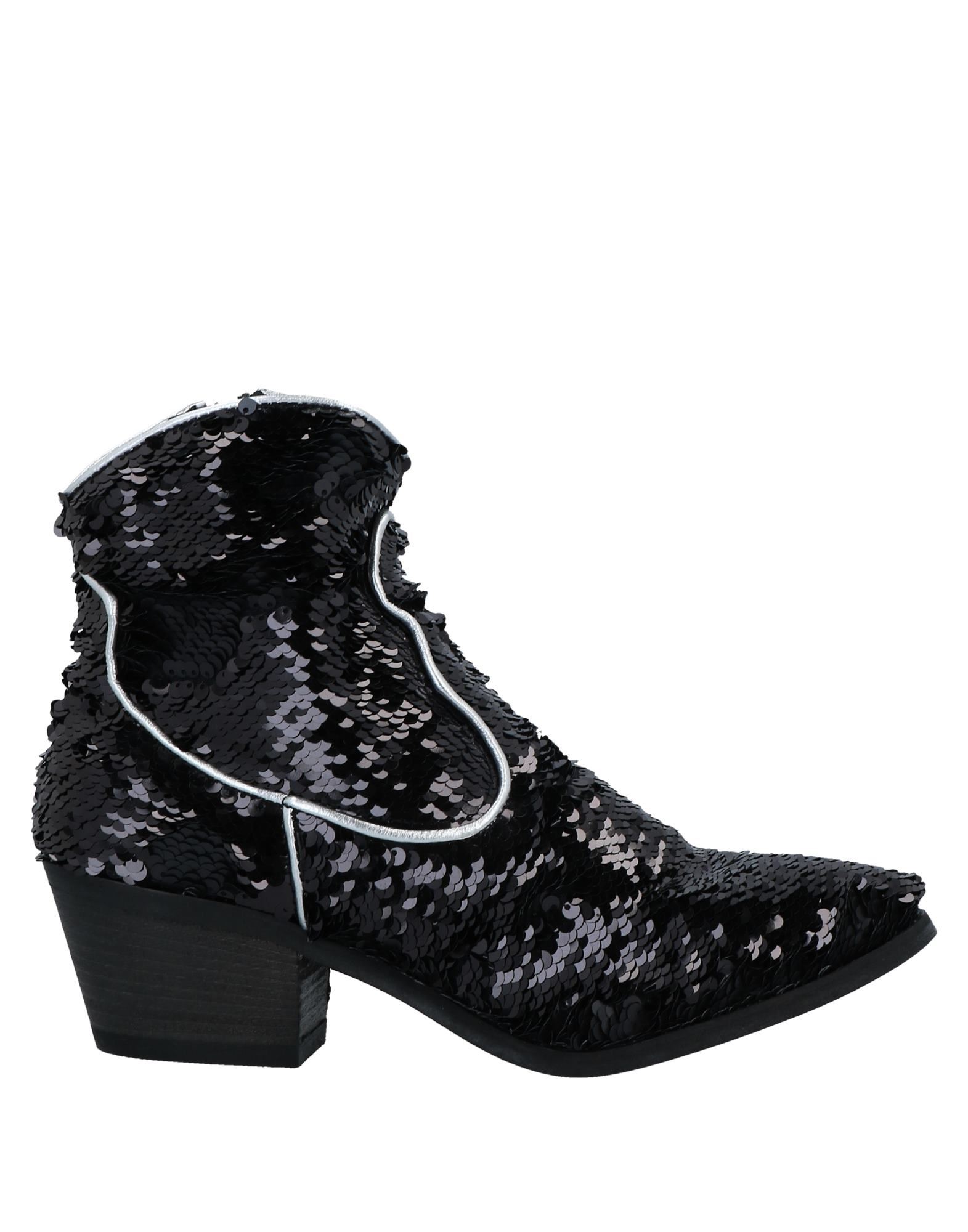 JE T'AIME Ankle boots