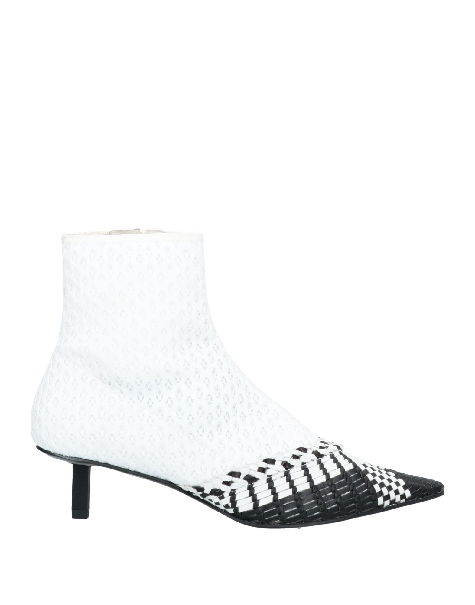 What For Ankle Boots In White
