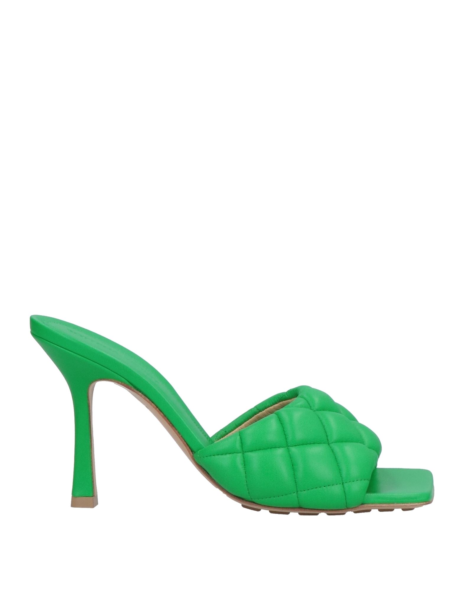 Bottega Veneta Lido Leather Sandals In Green