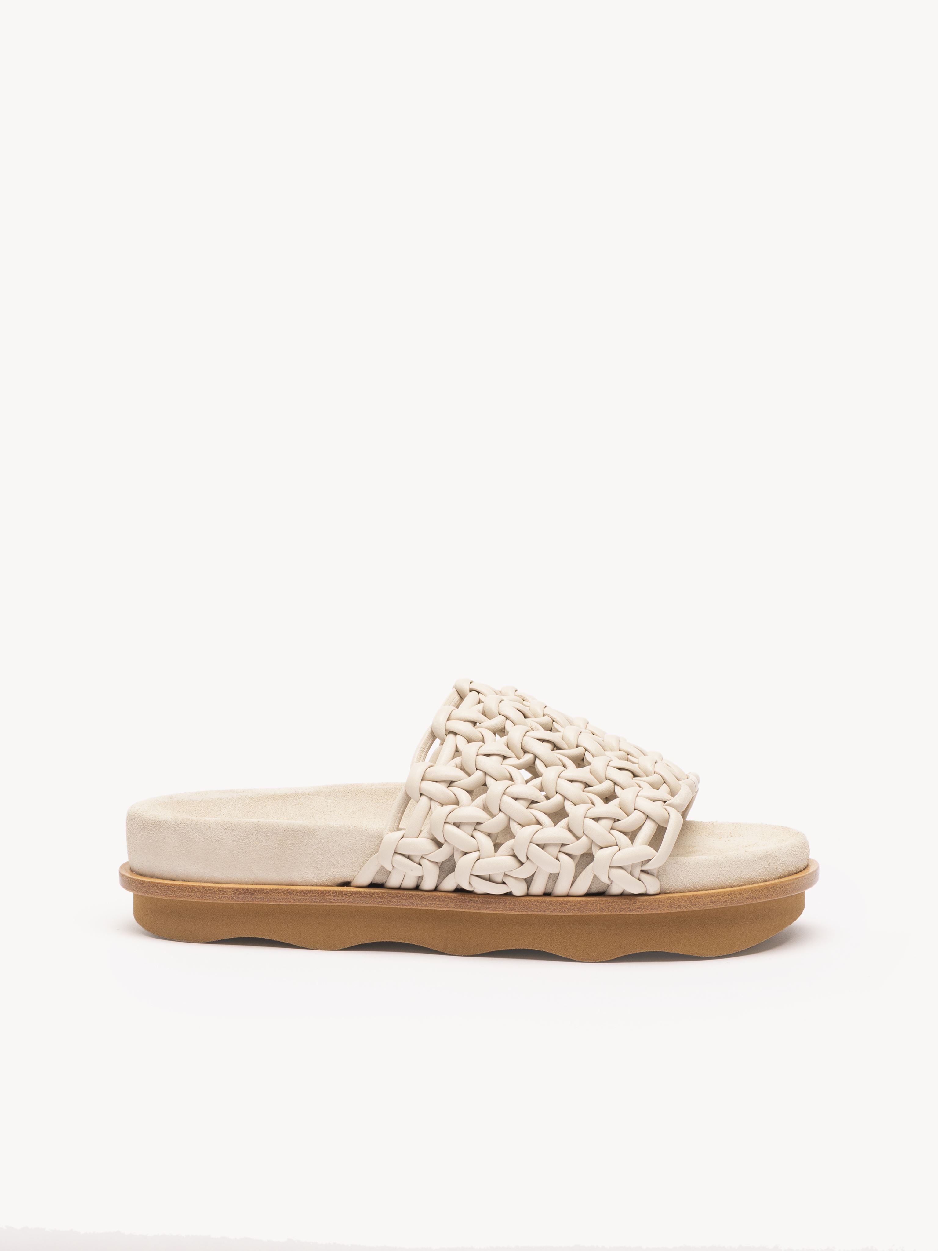 Chloé Neutral Wavy Leather Sandals In Eggshell | ModeSens