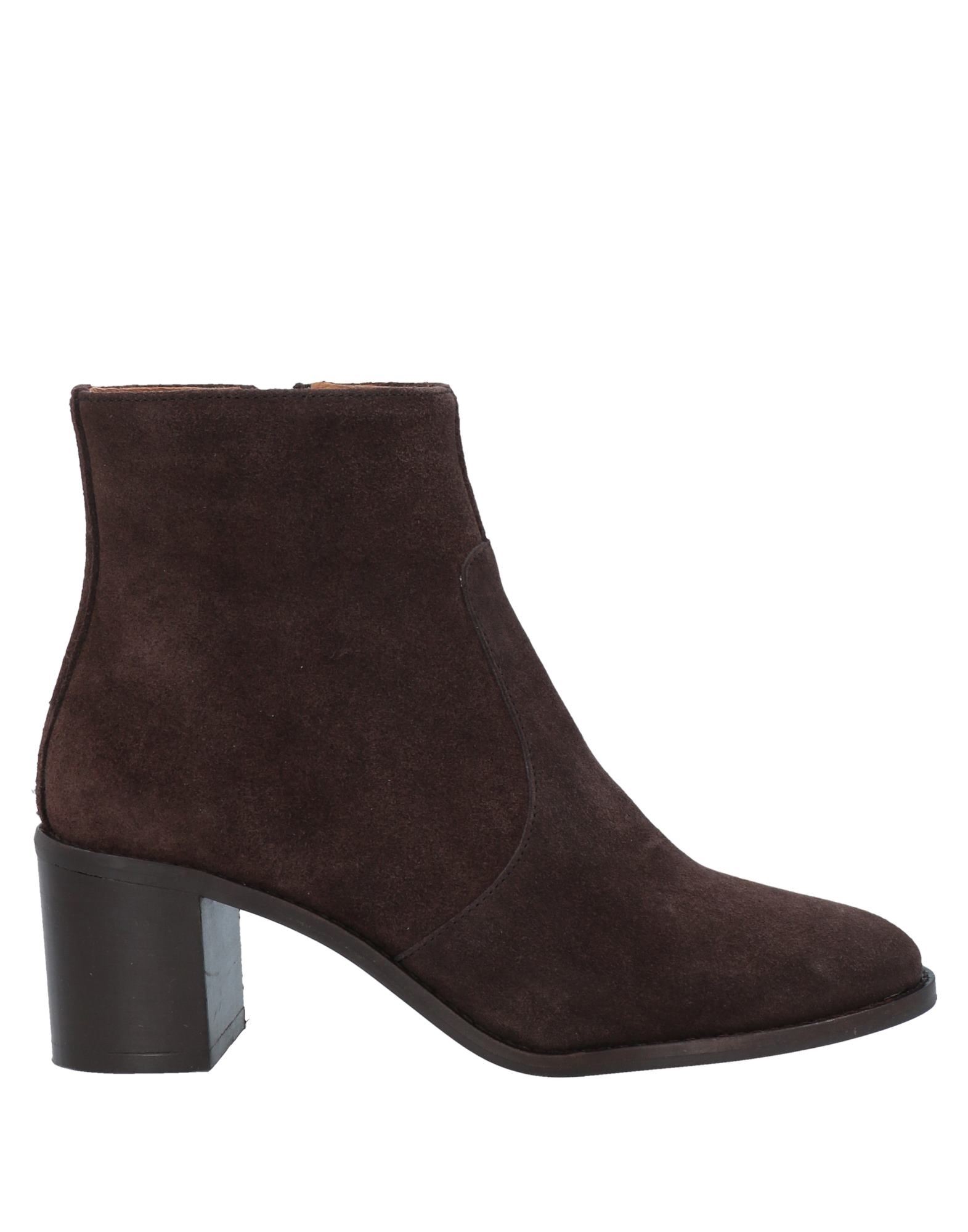 anaki chelsea boots