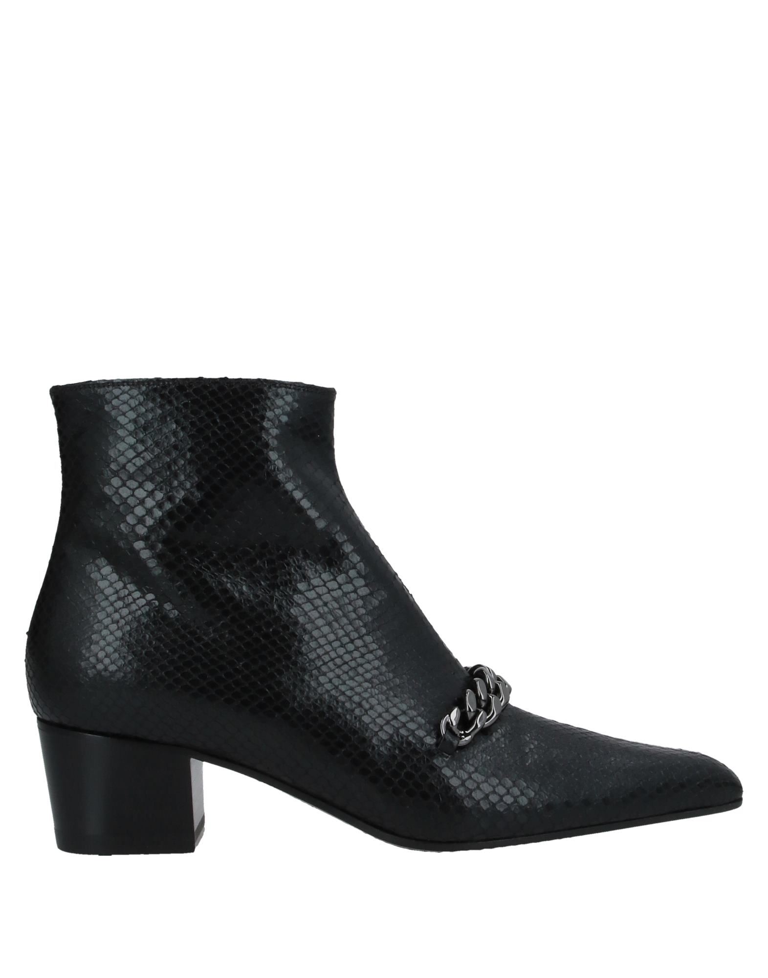 TOM FORD Ankle boots | Smart Closet
