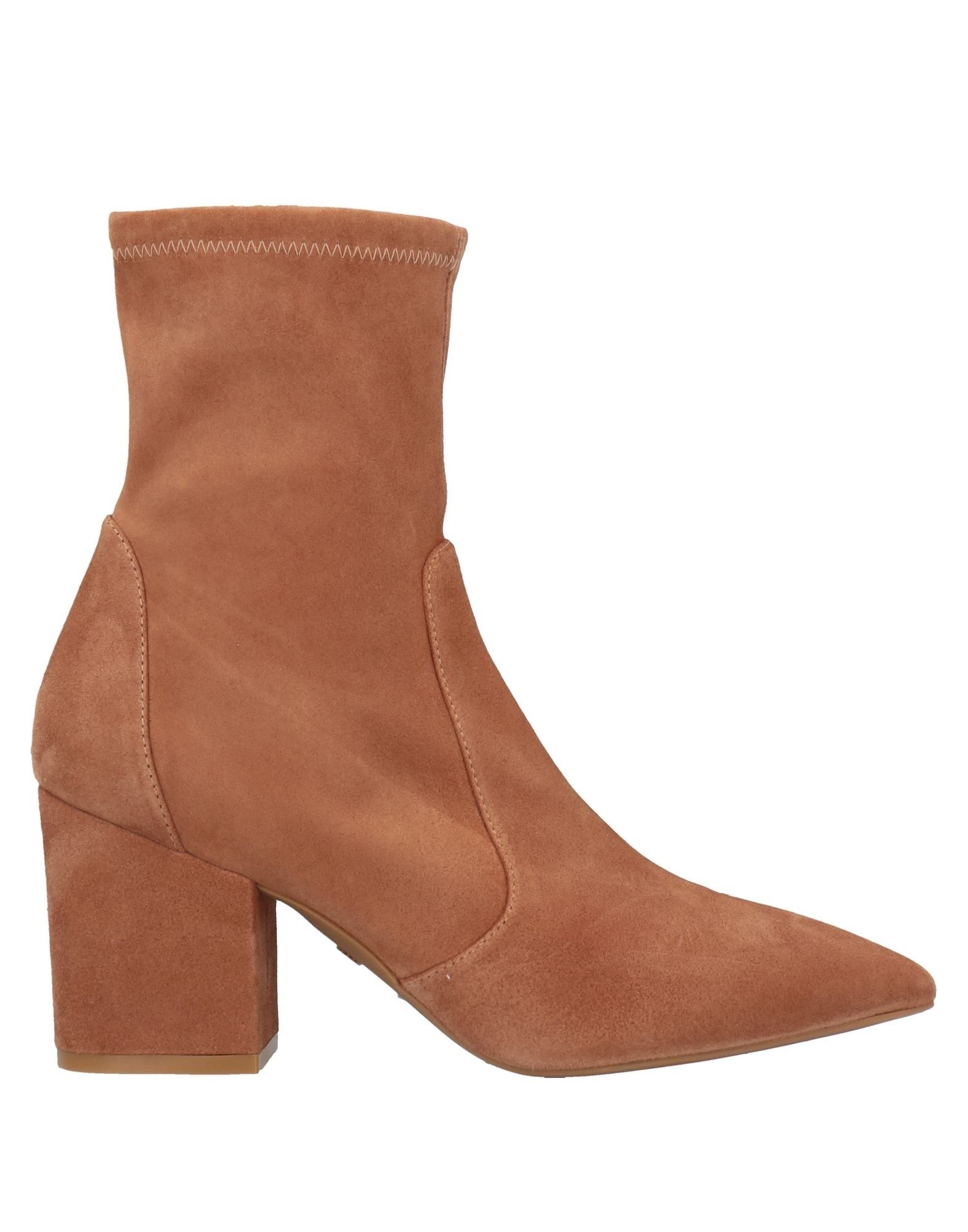 Stuart Weitzman Ankle Boots In Camel
