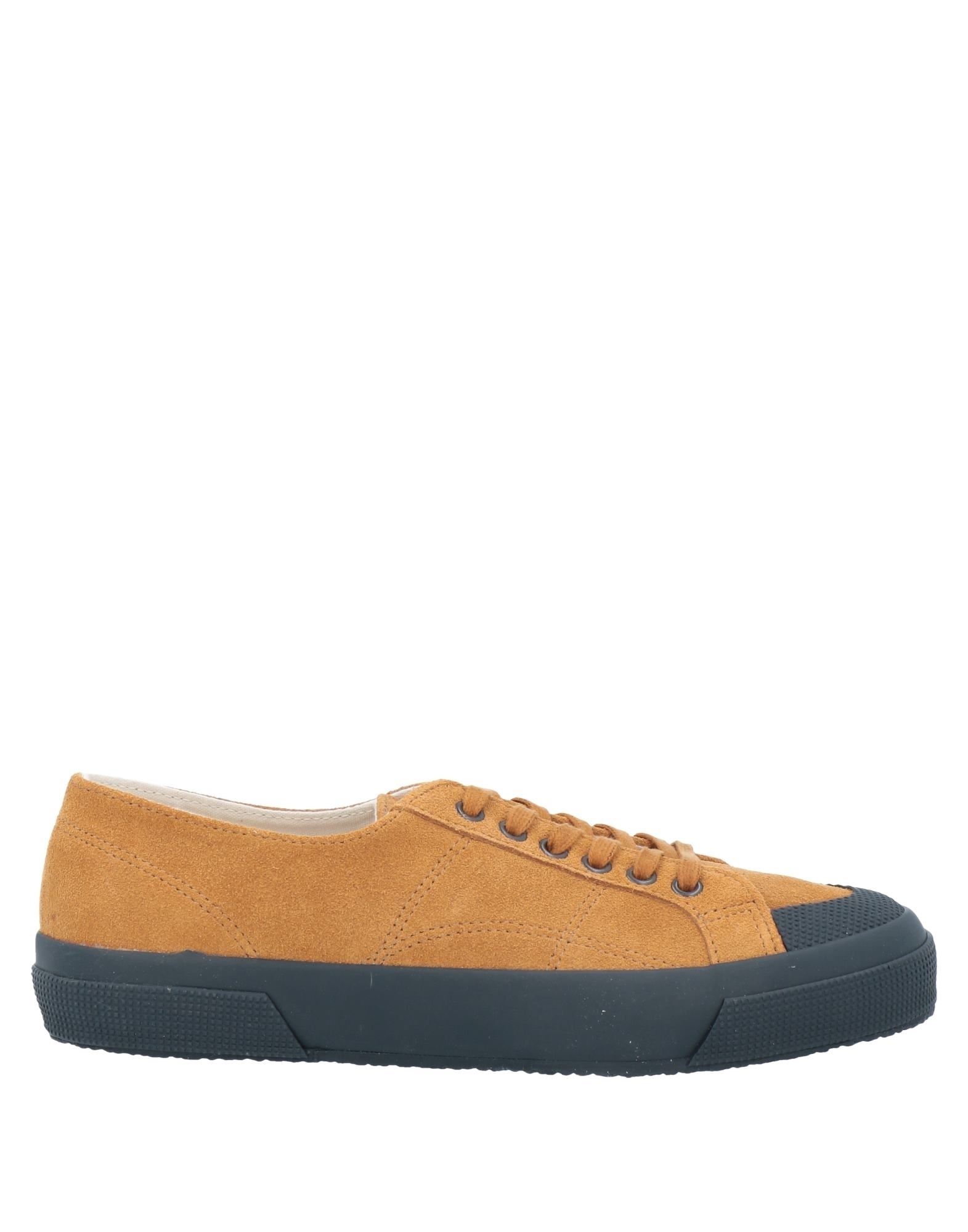tan superga