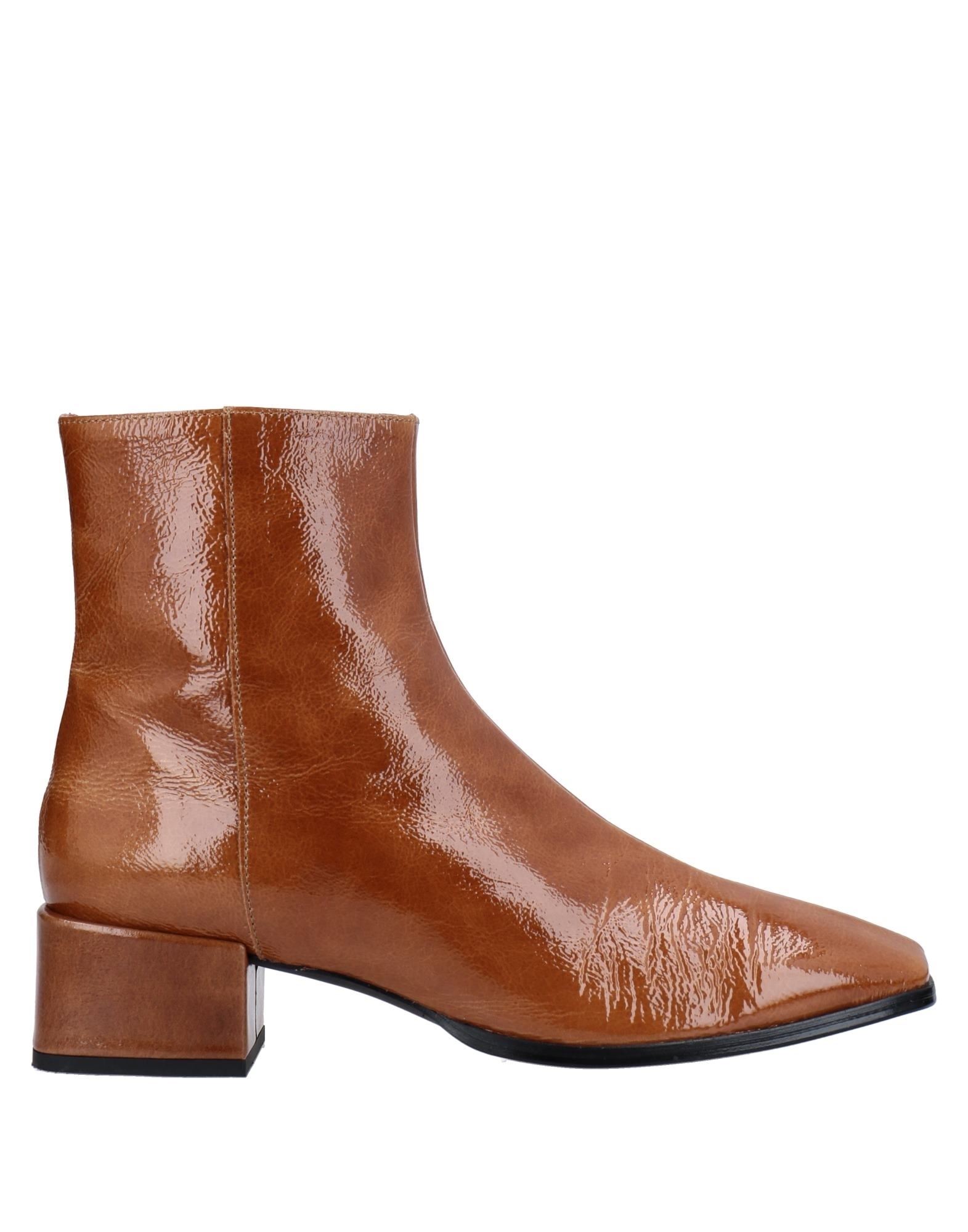 Angel Alarcon Ankle Boots In Camel