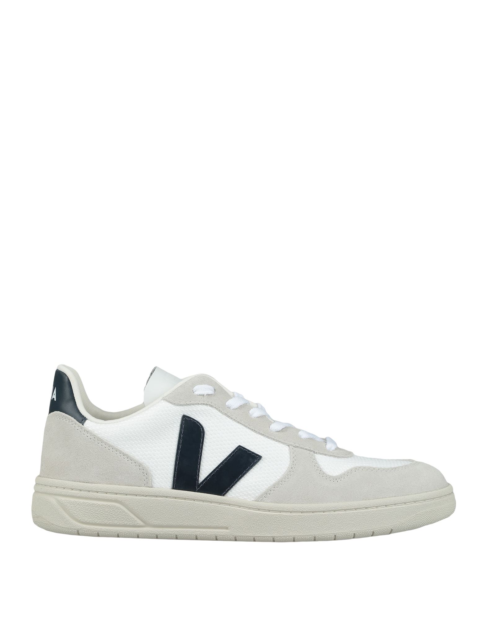 Veja Sneakers In Beige