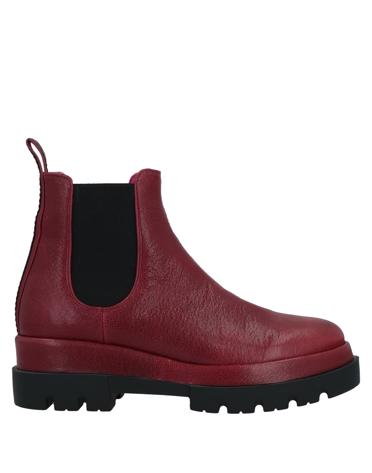 Le Babe Ankle Boots In Brick Red