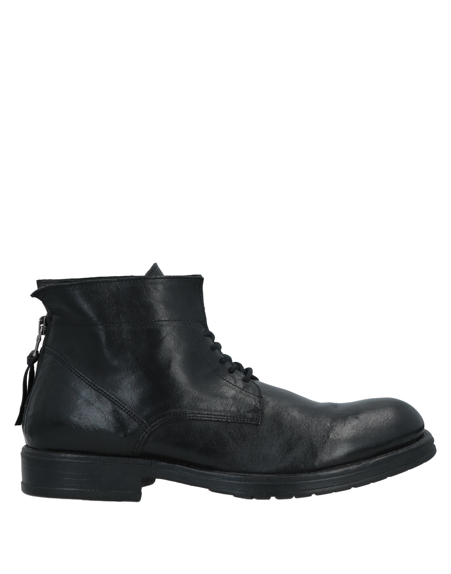 Pawelk's Ankle Boots In Black