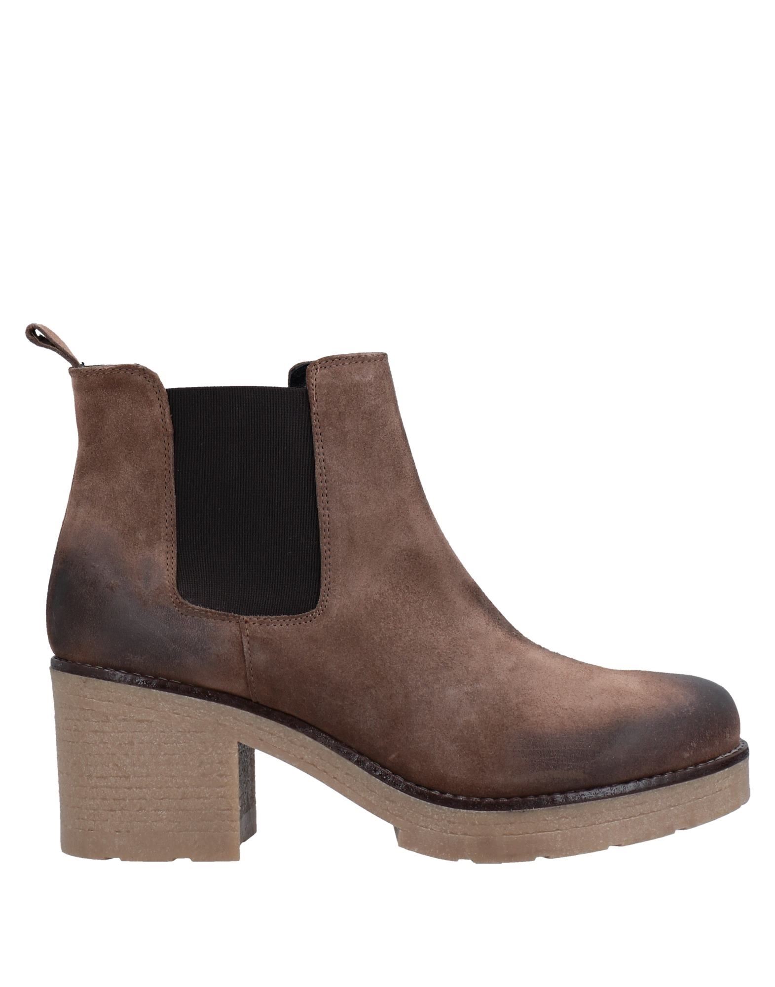 Riccardo Cartillone Ankle Boots In Khaki