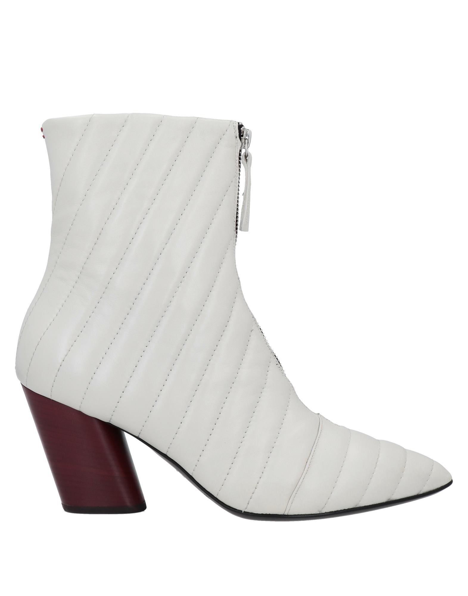 Halmanera Ankle Boots In Ivory