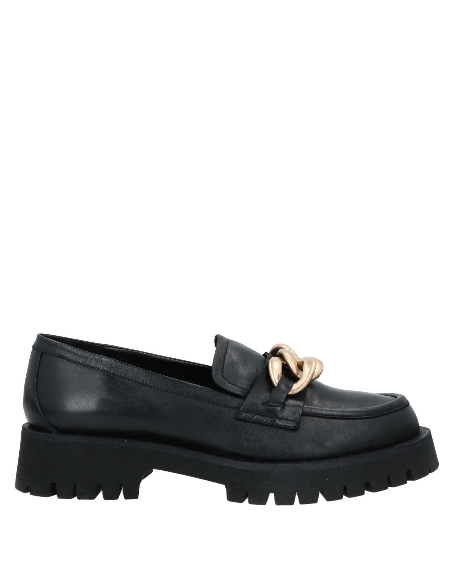 Angelo Bervicato Loafers In Black