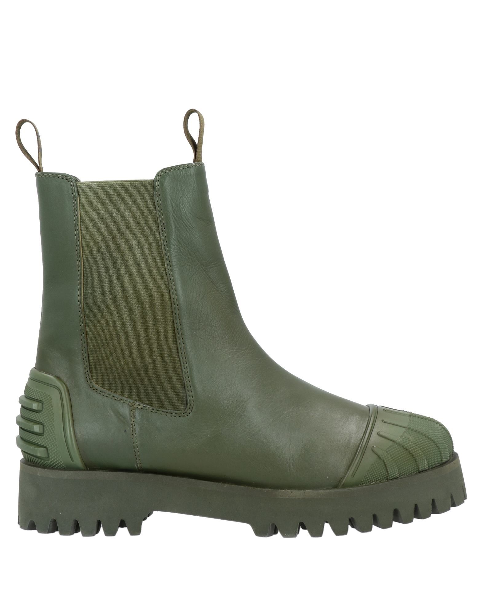La Carrie Ankle Boots In Military Green