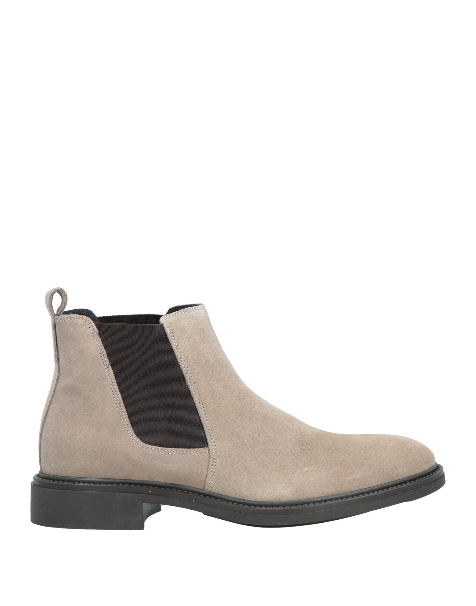 Ciro Lendini Ankle Boots In Sand