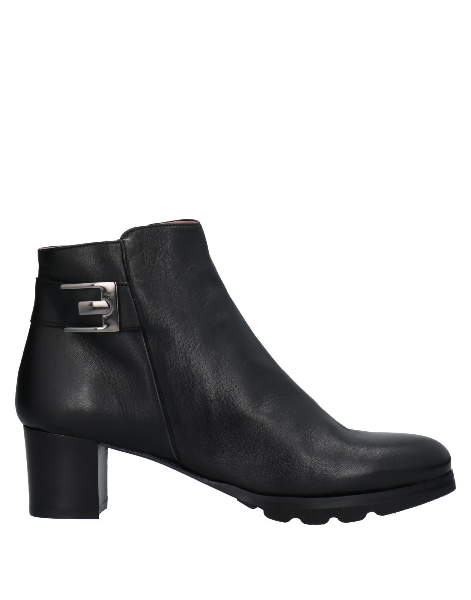 CUOIERIA Ankle boots
