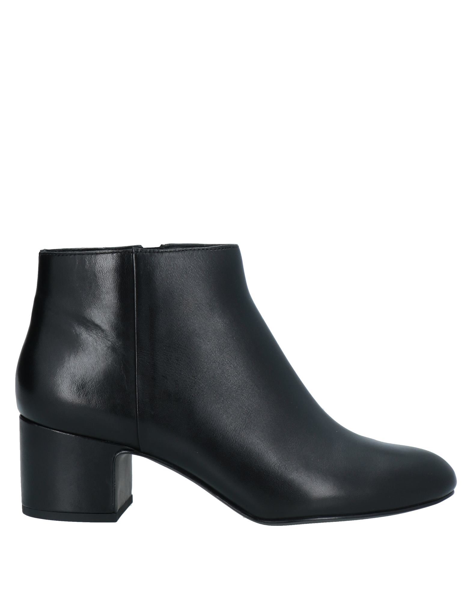 What For Ankle Boots In Black