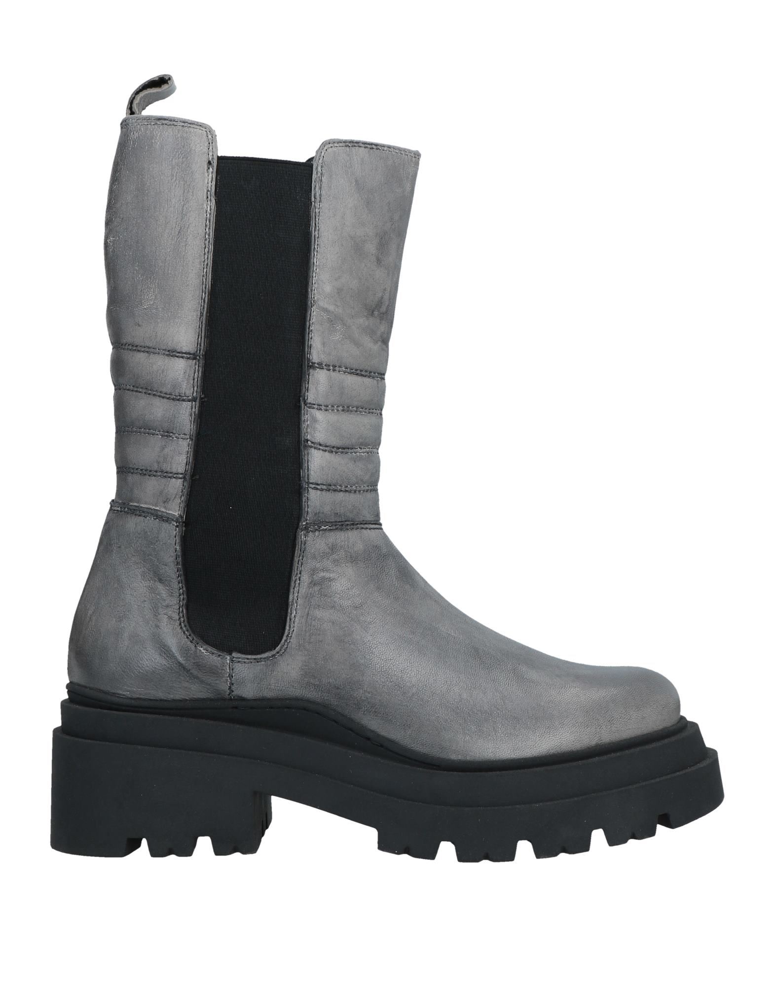 Oroscuro Ankle Boots In Grey