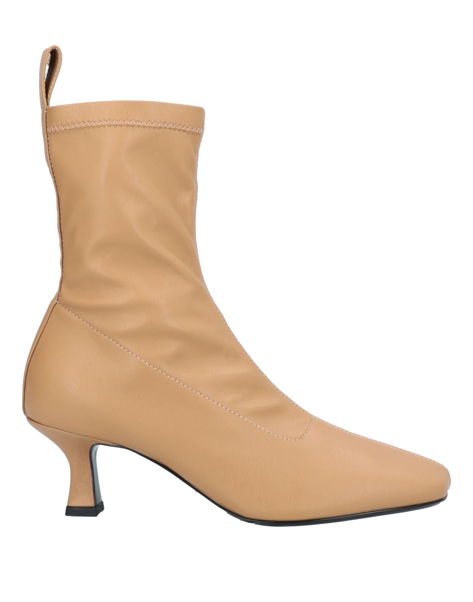 Liviana Conti Ankle Boots In Beige
