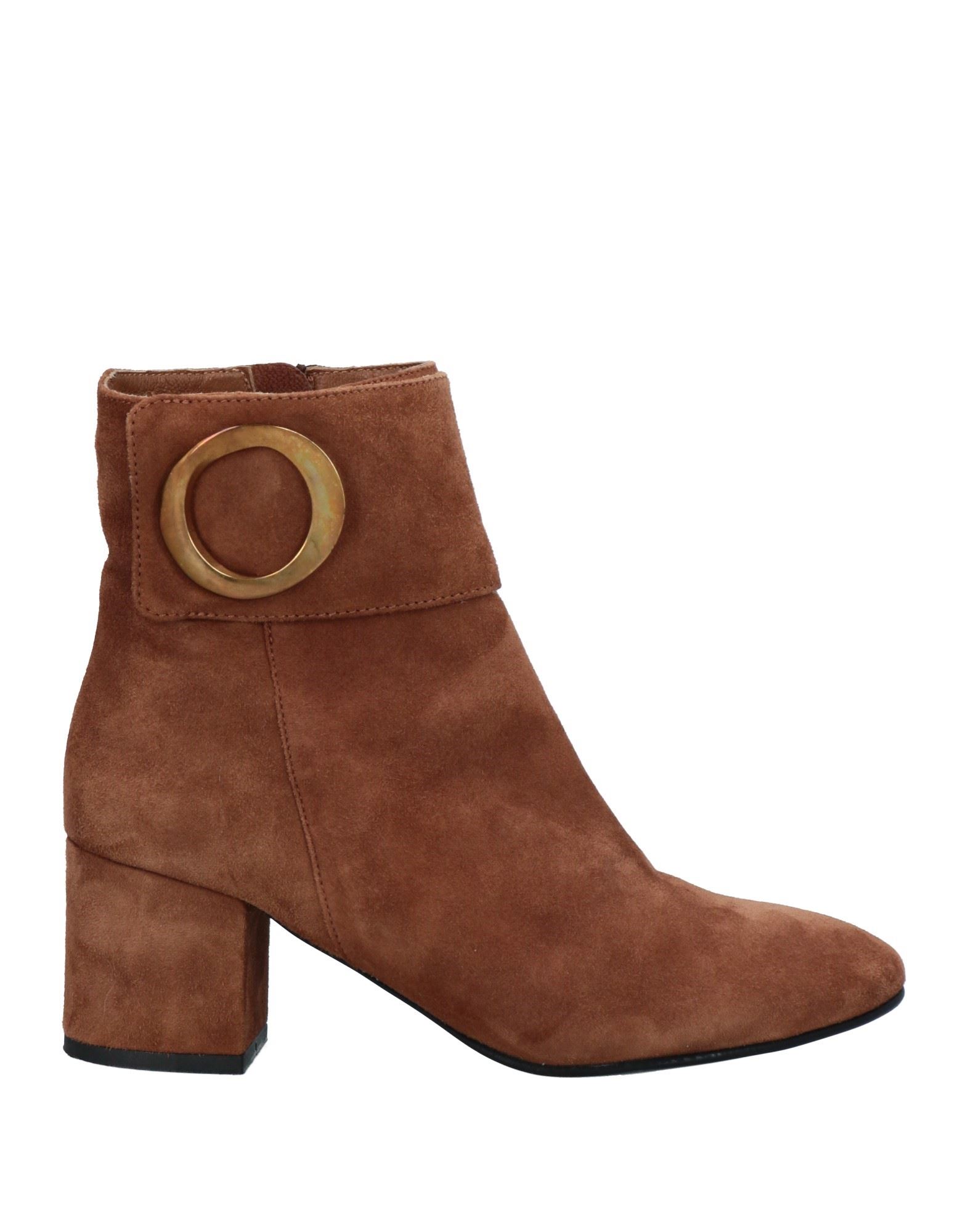 Brawn's Ankle Boots In Beige