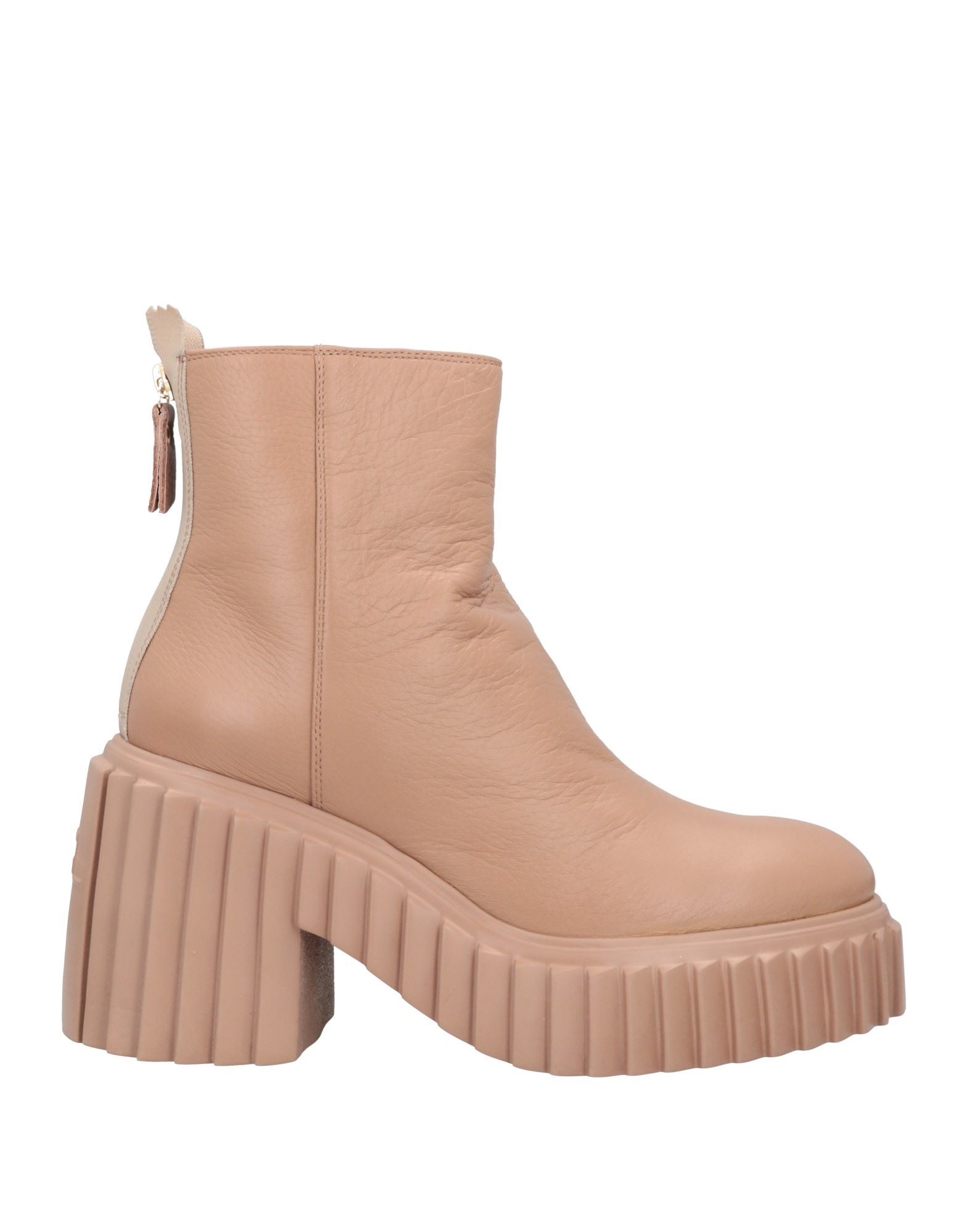 Agl Attilio Giusti Leombruni Ankle Boots In Beige