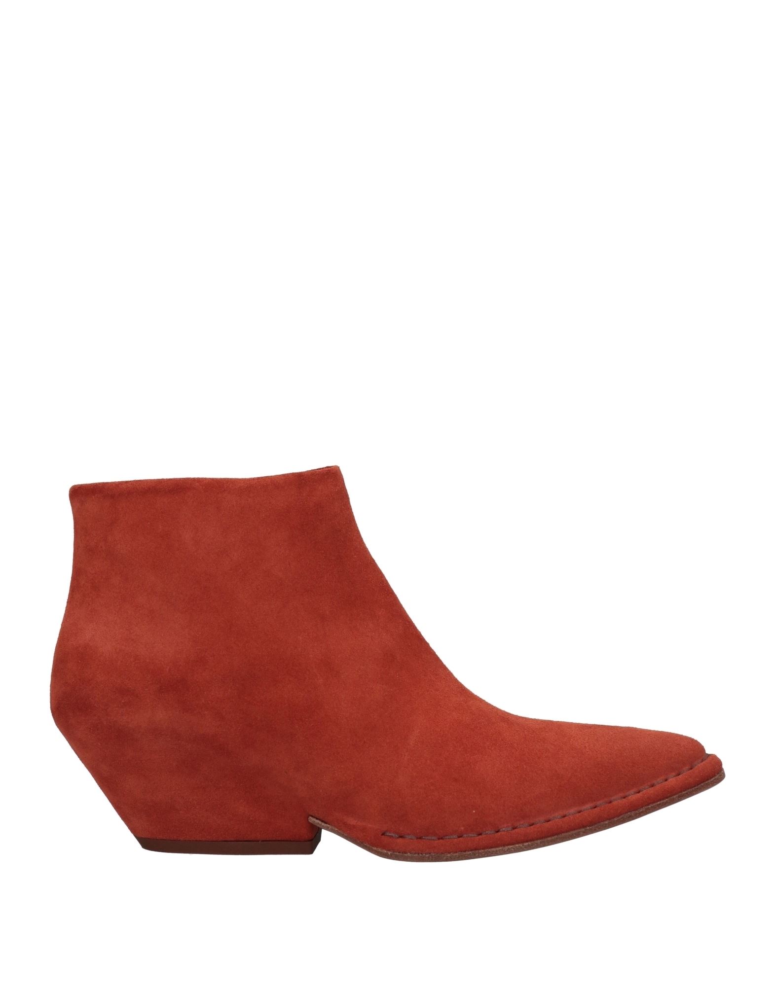 Del Carlo Ankle Boots In Red