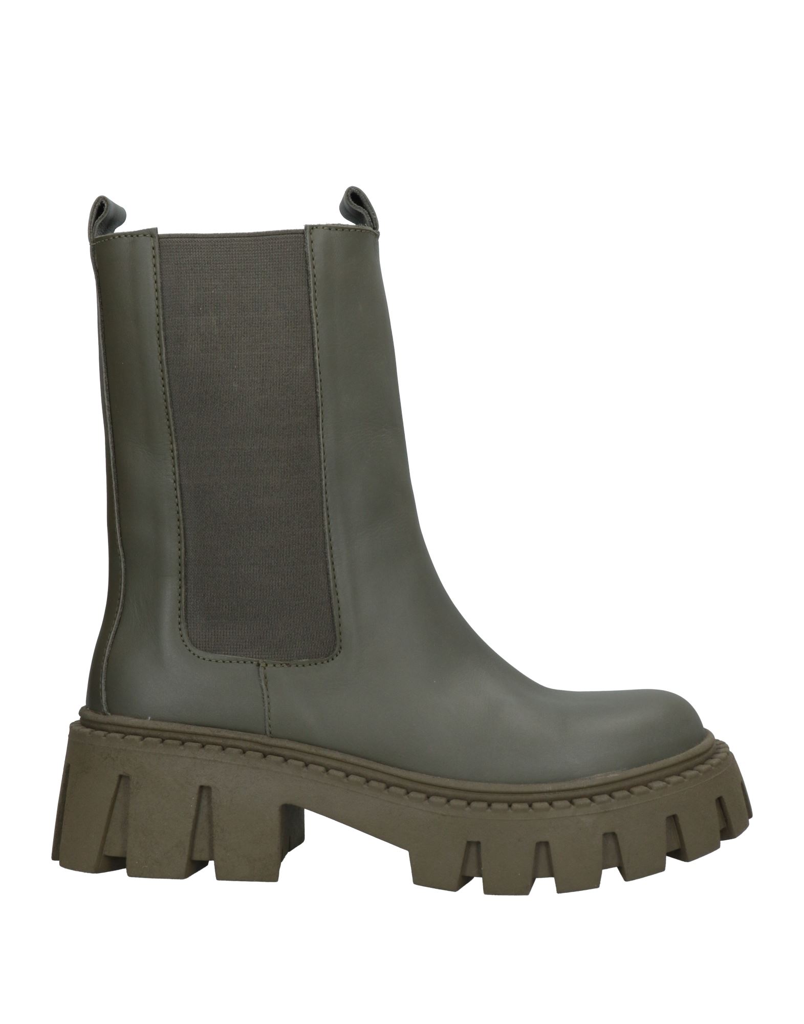Jijil Ankle Boots In Green