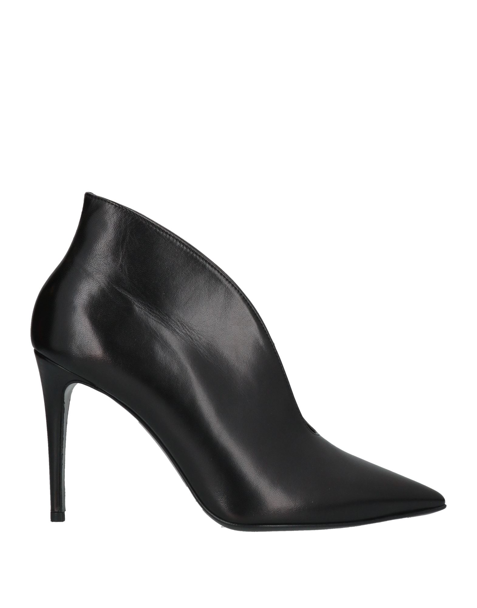 Bruglia Ankle Boots In Black