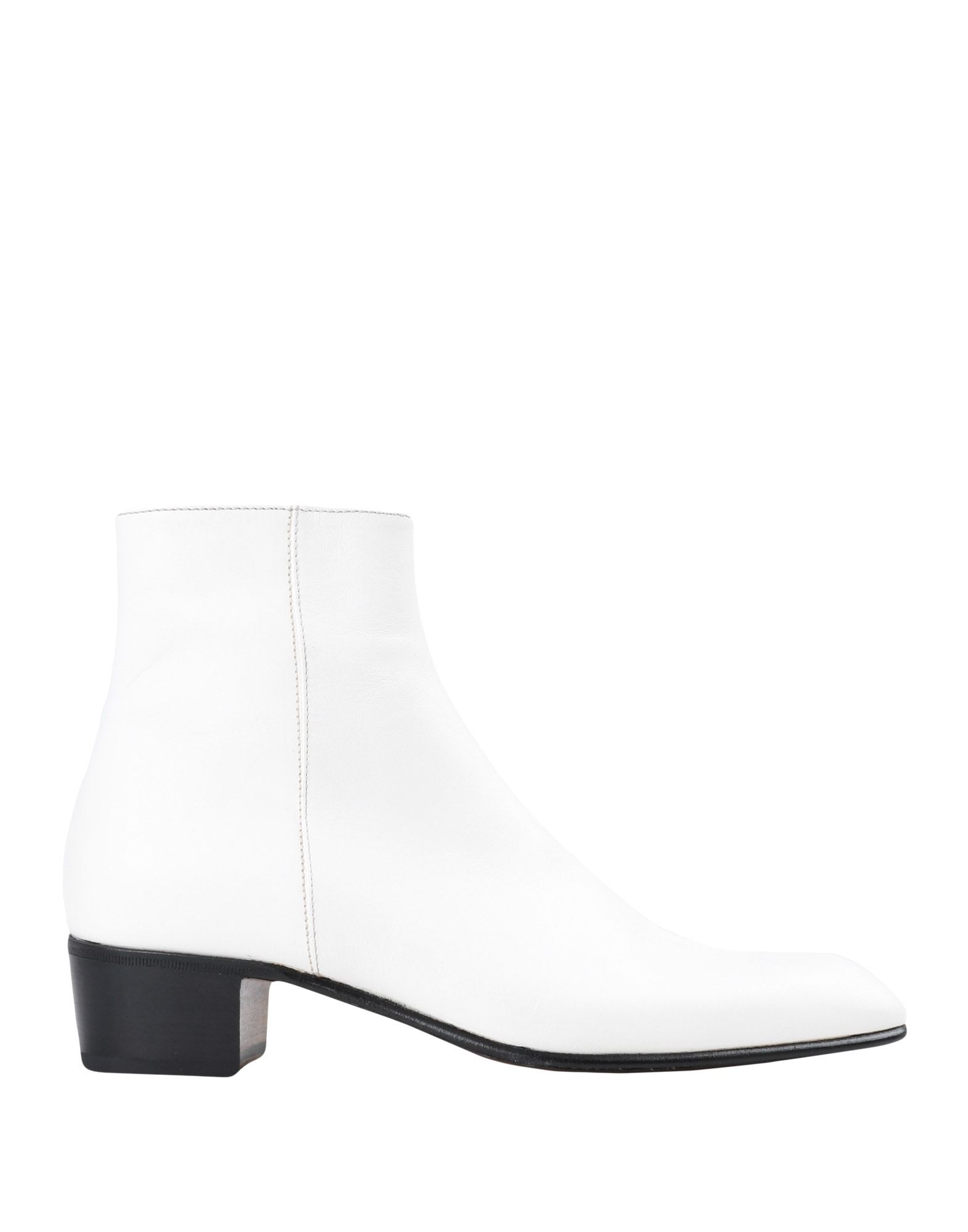 Alessandro Vasini Ankle Boots In White