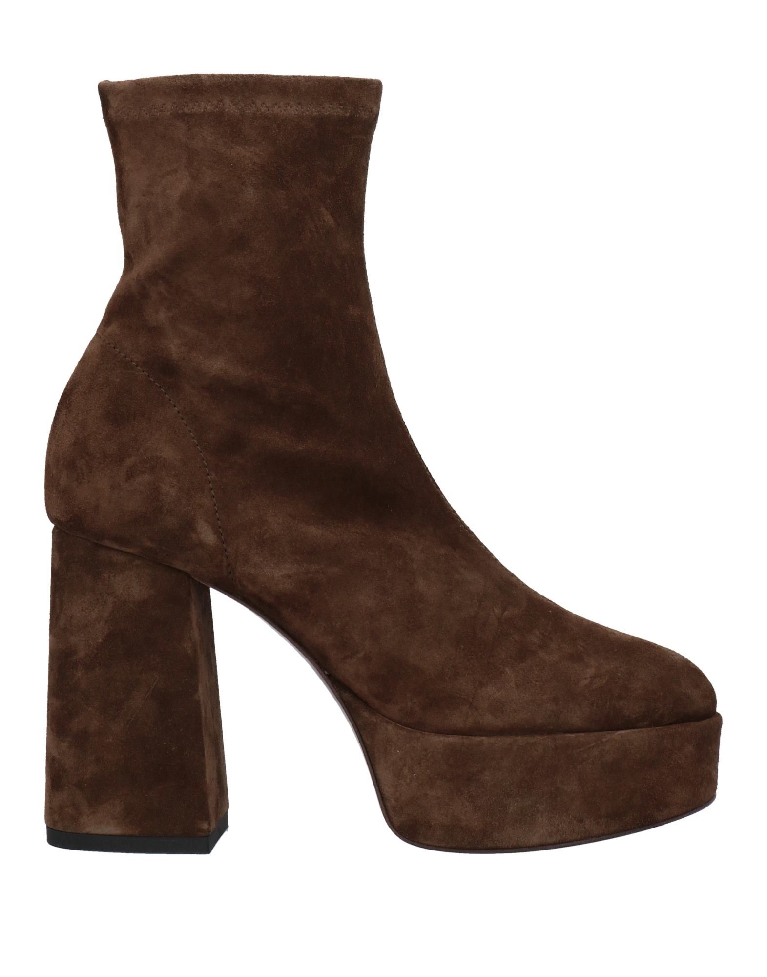 Vic Matie Ankle Boots In Brown