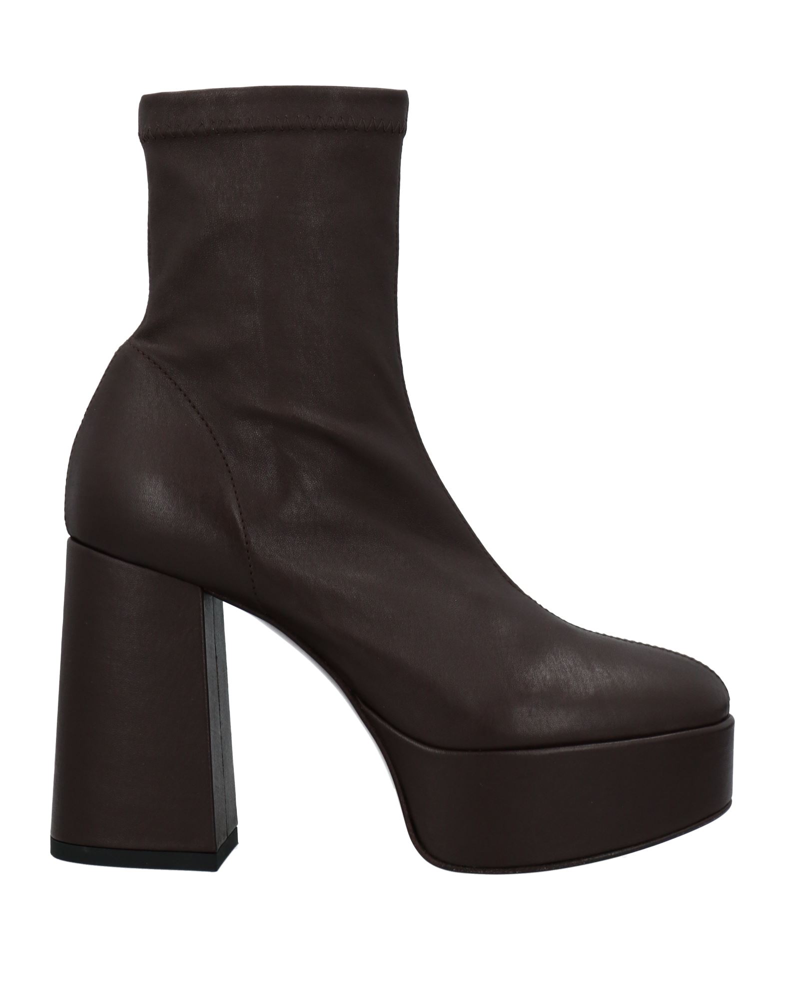 Vic Matie Ankle Boots In Cocoa