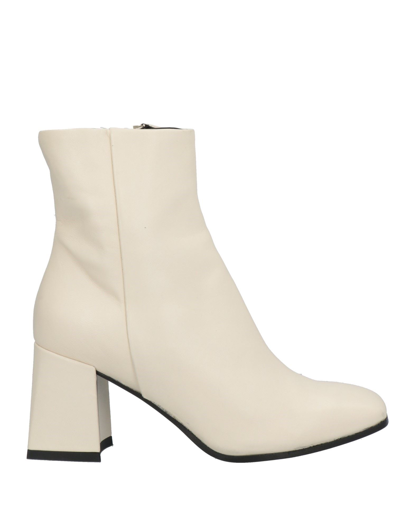 Formentini Ankle Boots In White