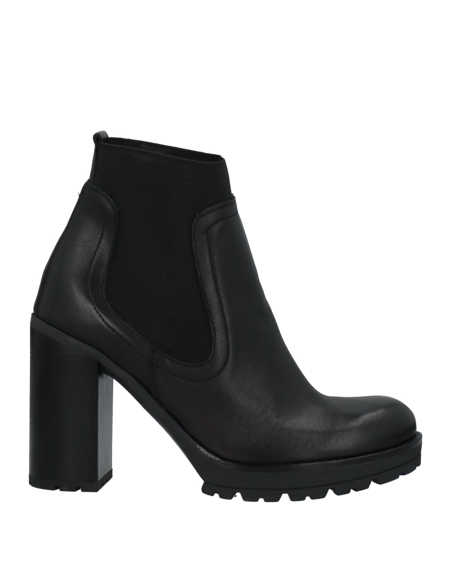 Punto Scarpa Ankle Boots In Black | ModeSens