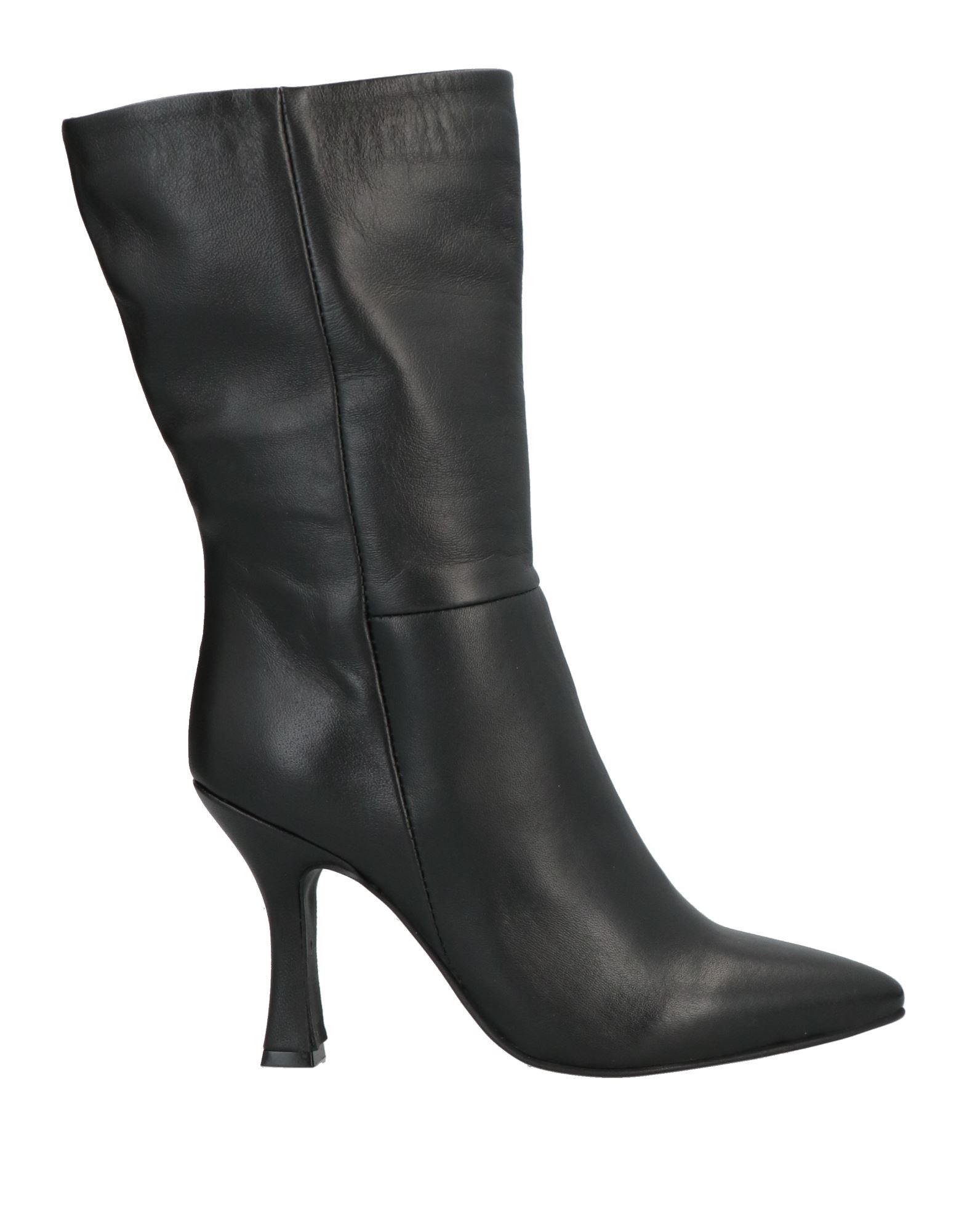 Geneve Ankle Boots In Black