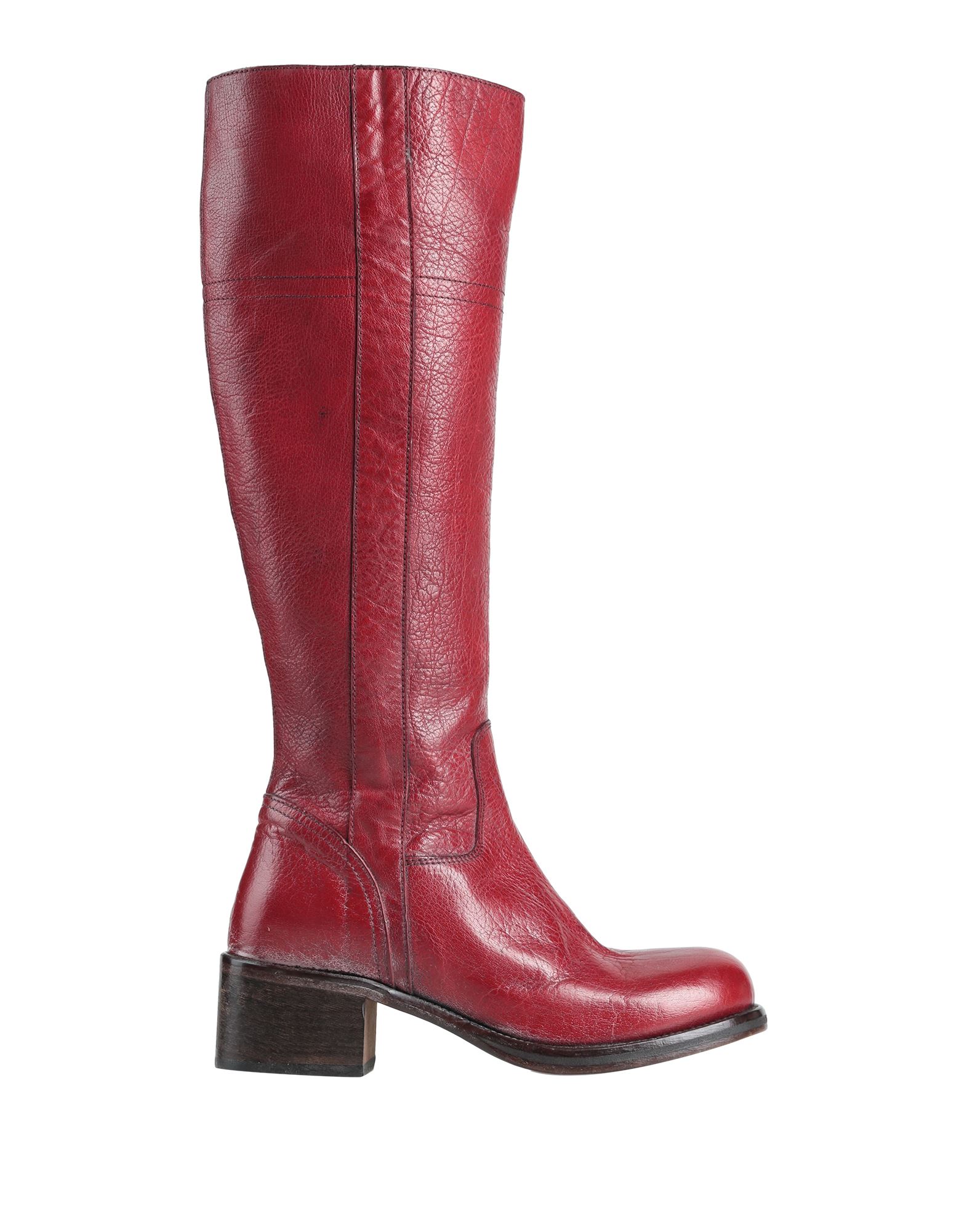 Moma Knee Boots In Red
