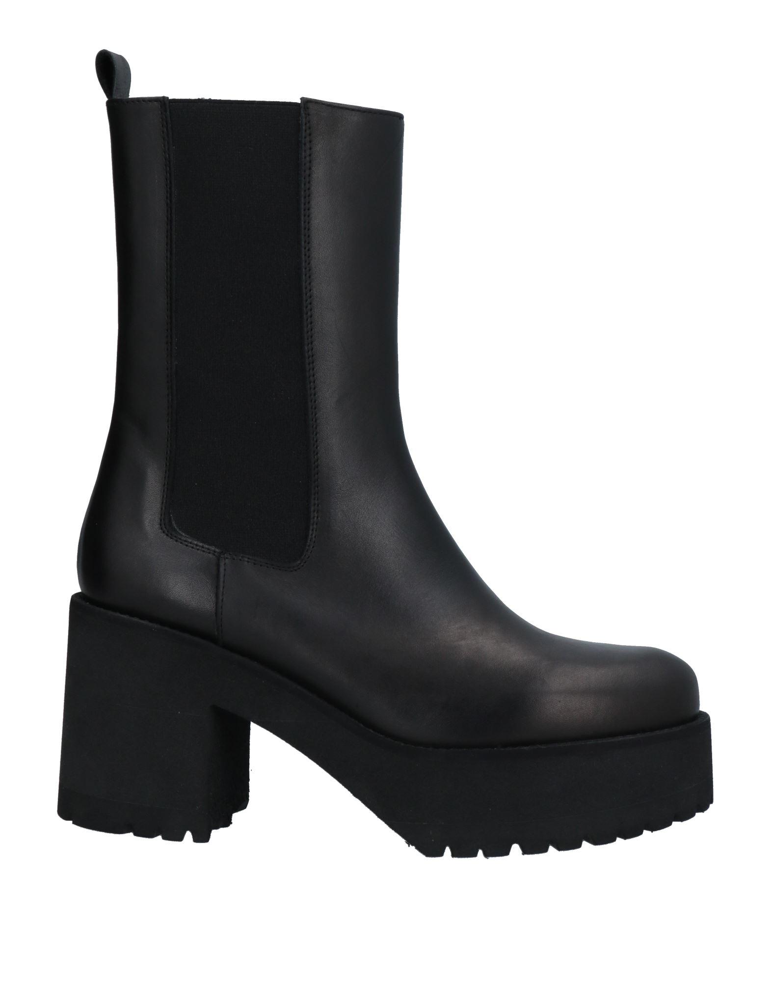 G.p. Per Noy Bologna Ankle Boots In Black