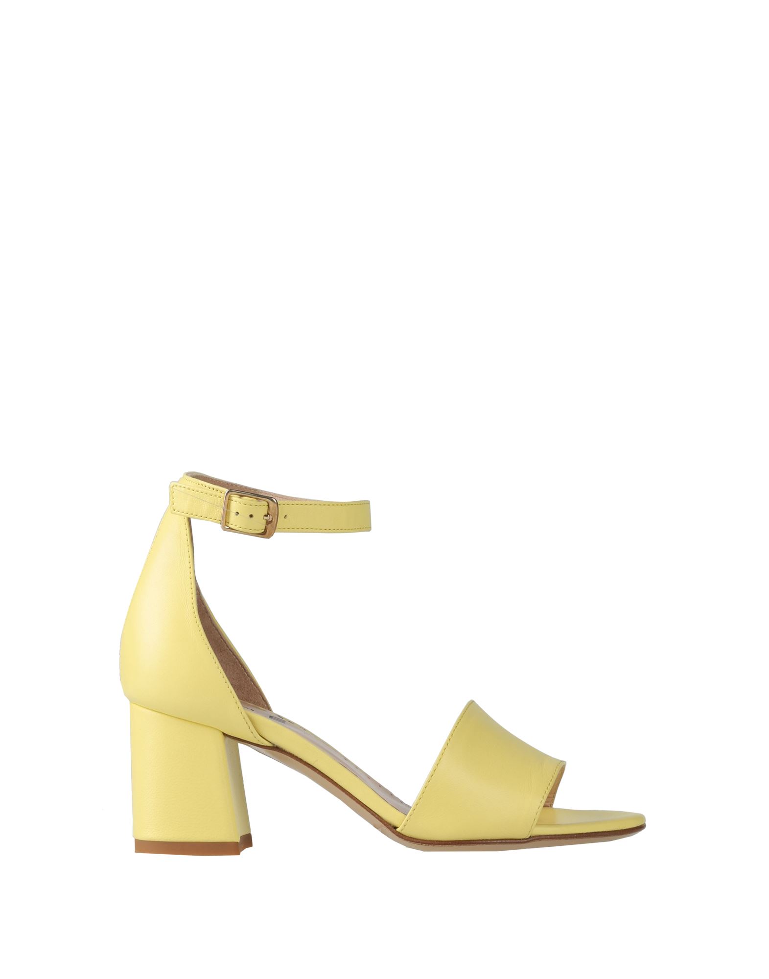 Stele Sandals In Yellow