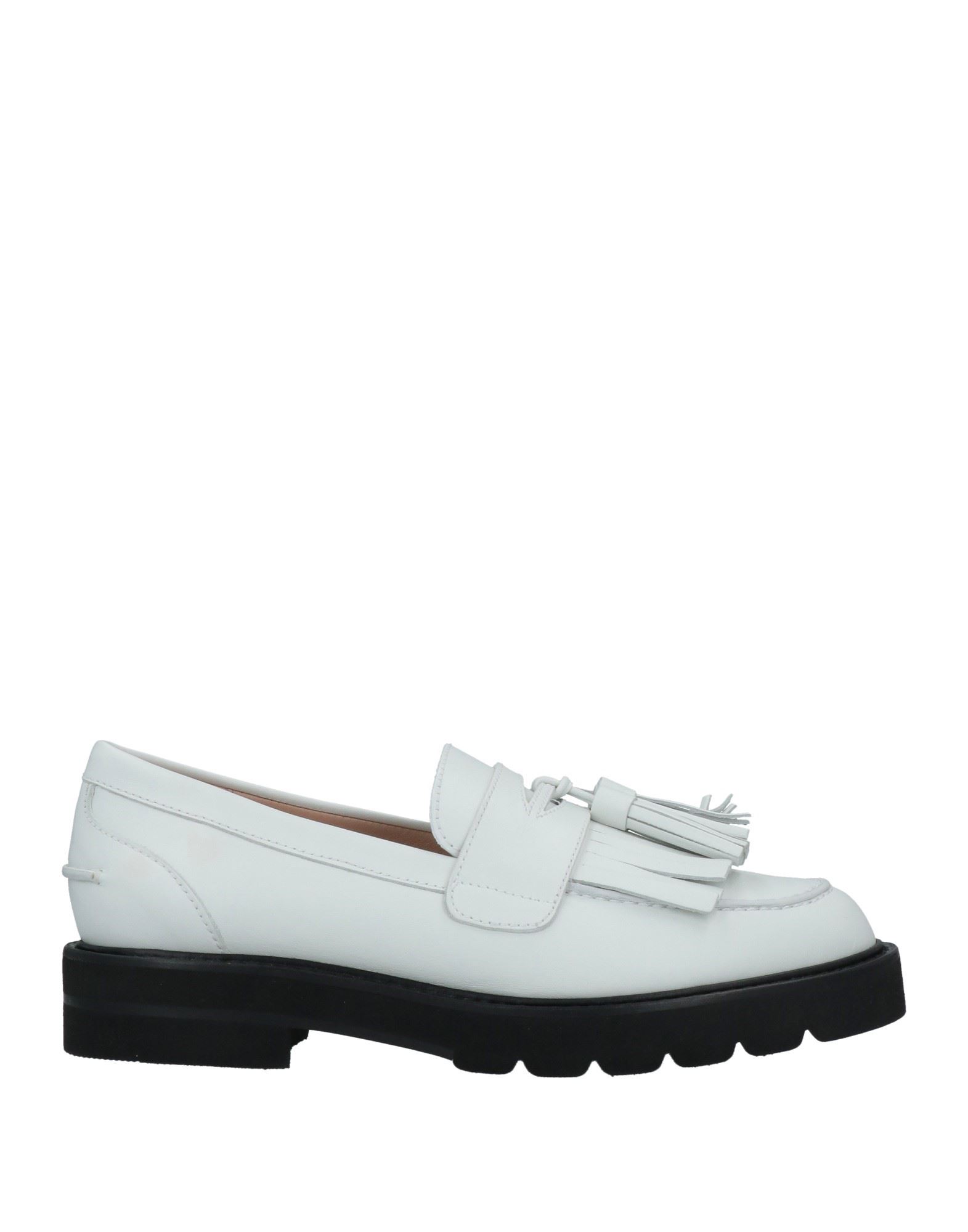 STUART WEITZMAN Loafers | Smart Closet