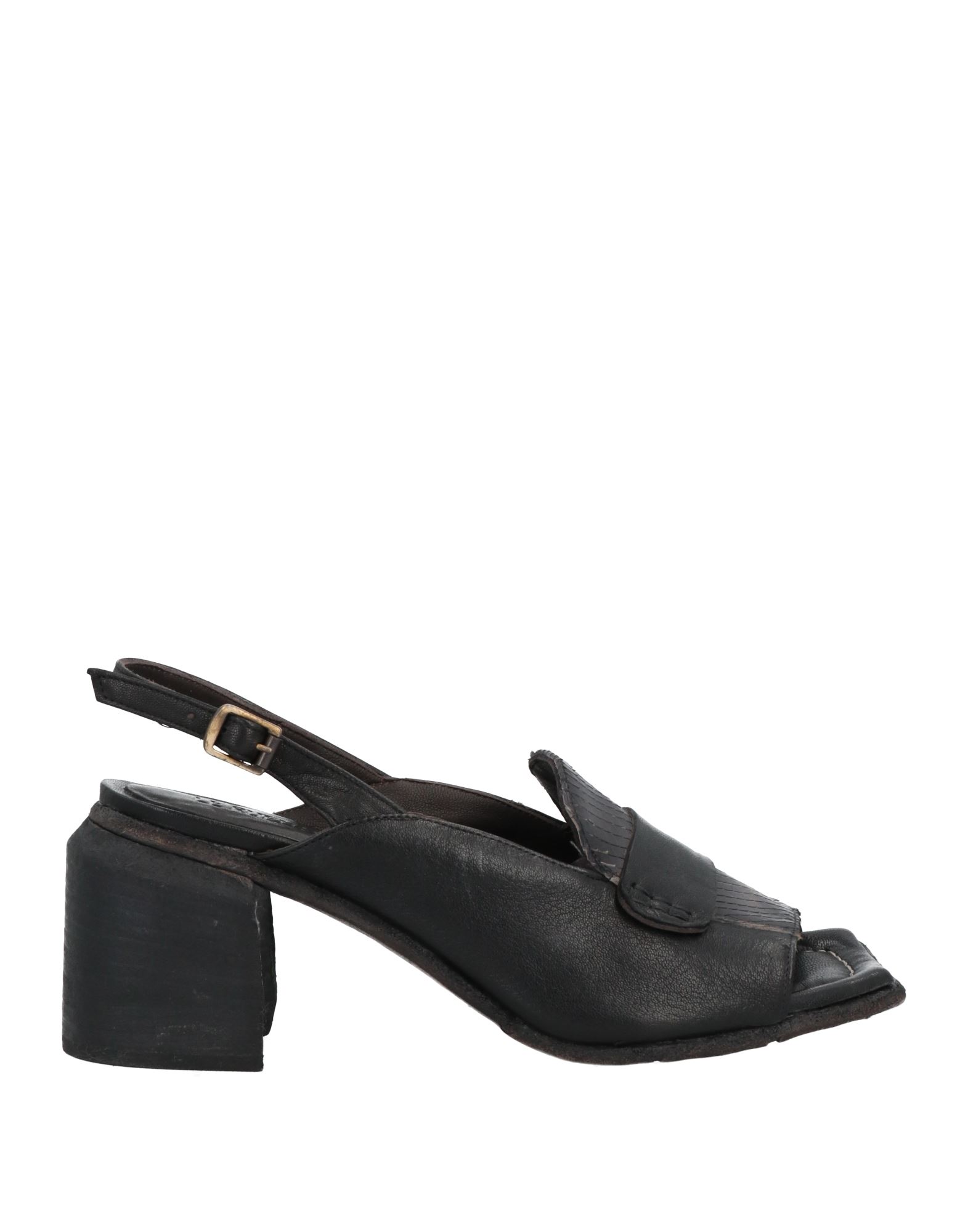 Le Ruemarcel Sandals In Black