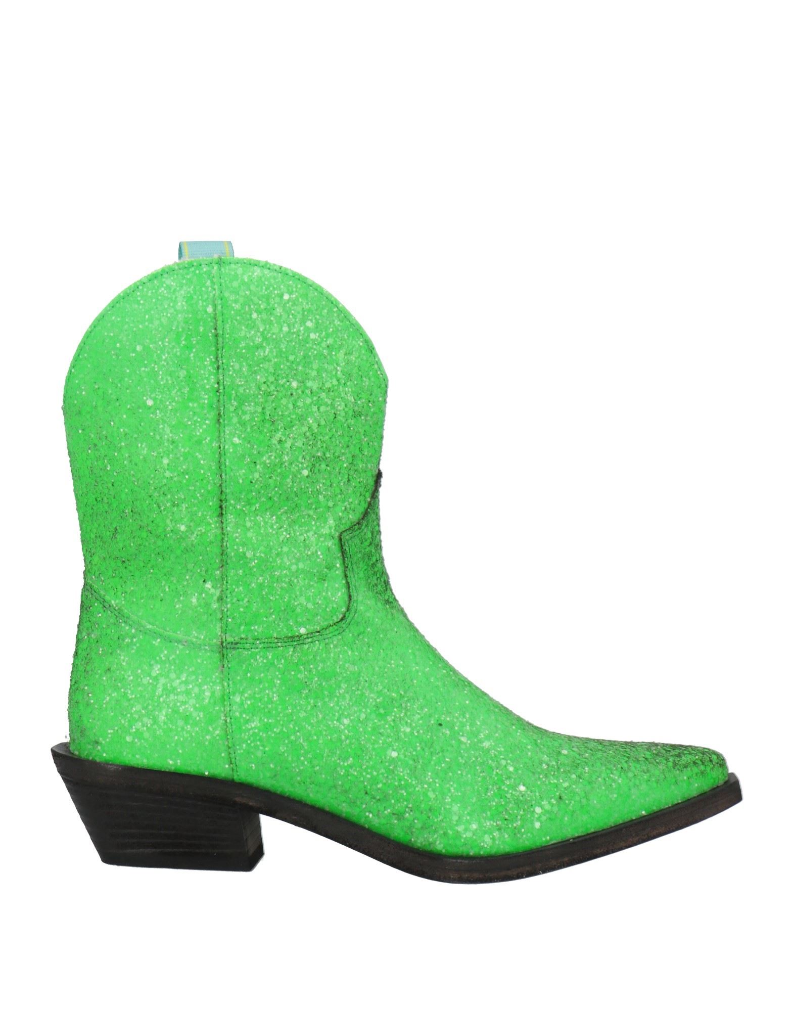 Lemaré Ankle Boots In Green