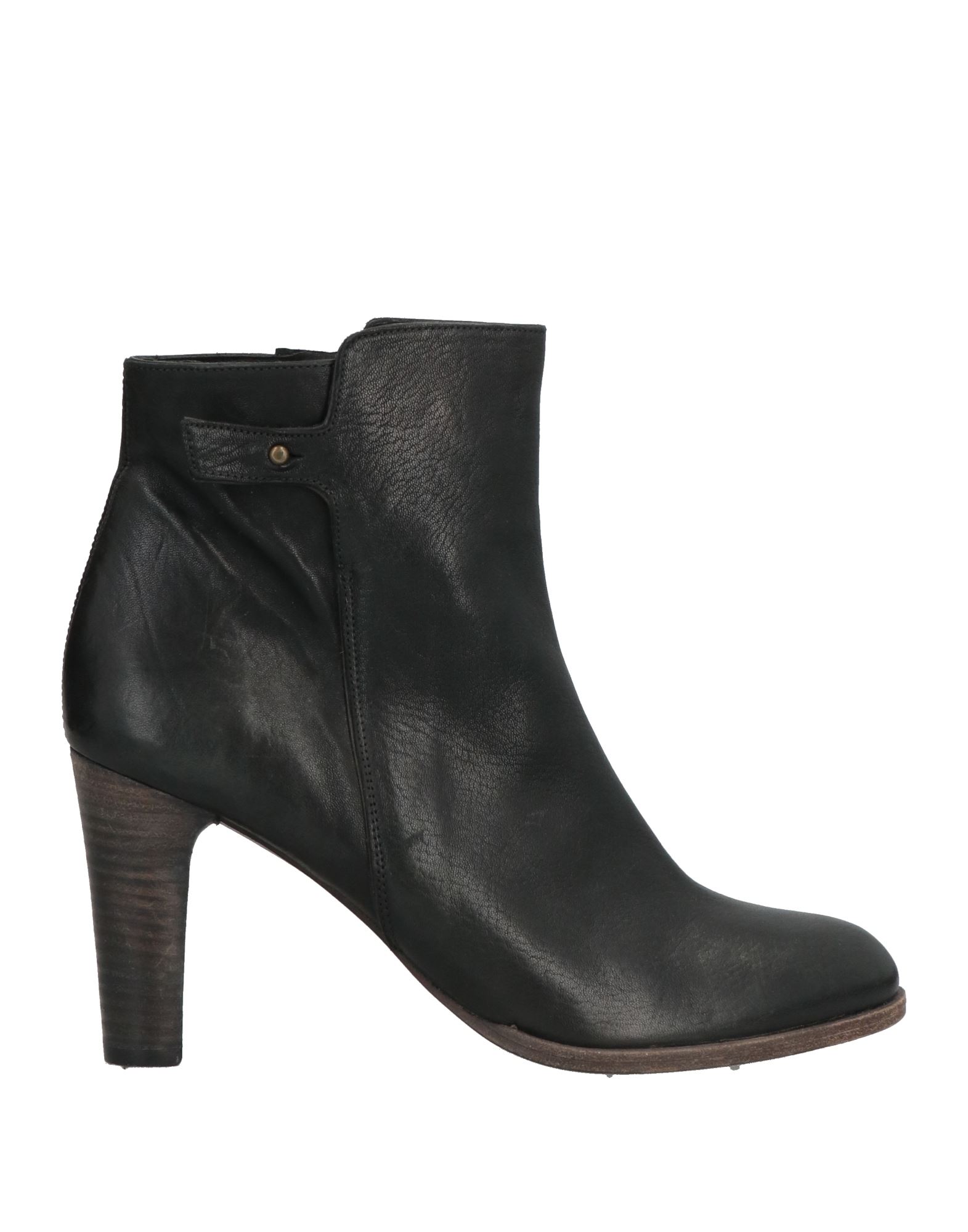 N.d.c. Ankle Boots In Black