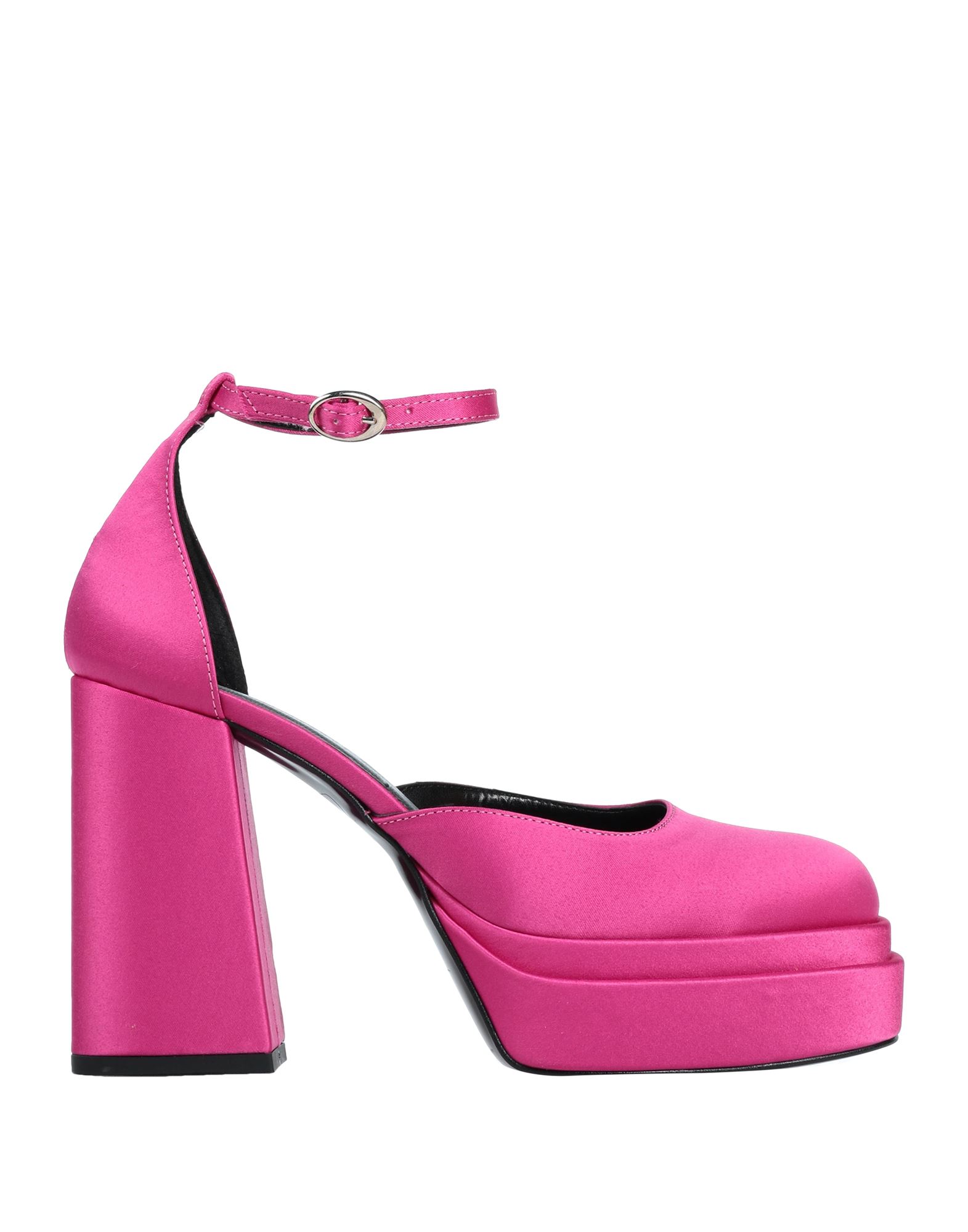 Just Friends Sandals In Pink