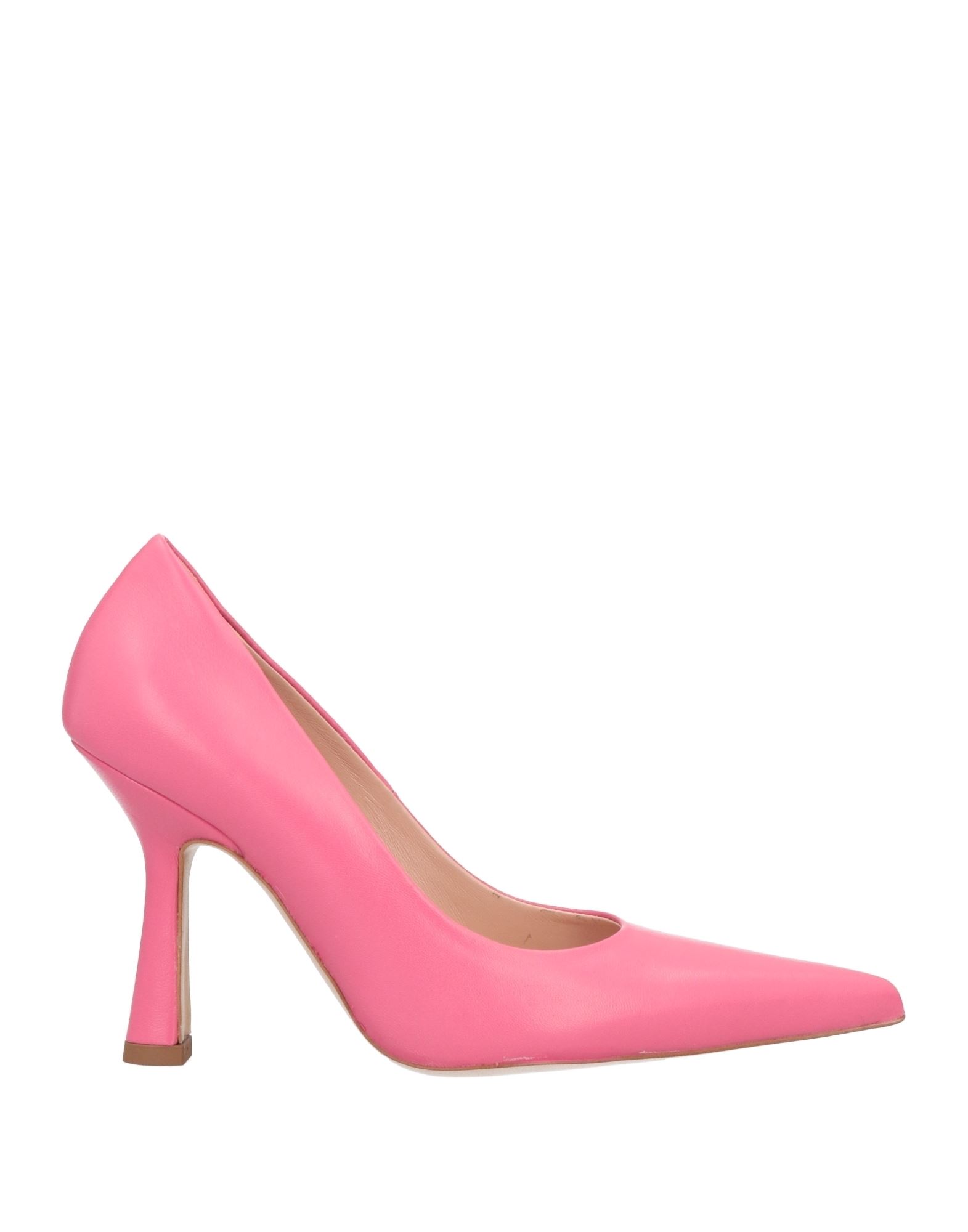 LIU •JO PUMPS