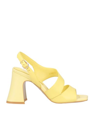 Jeannot Woman Sandals Light Yellow Size 7 Soft Leather